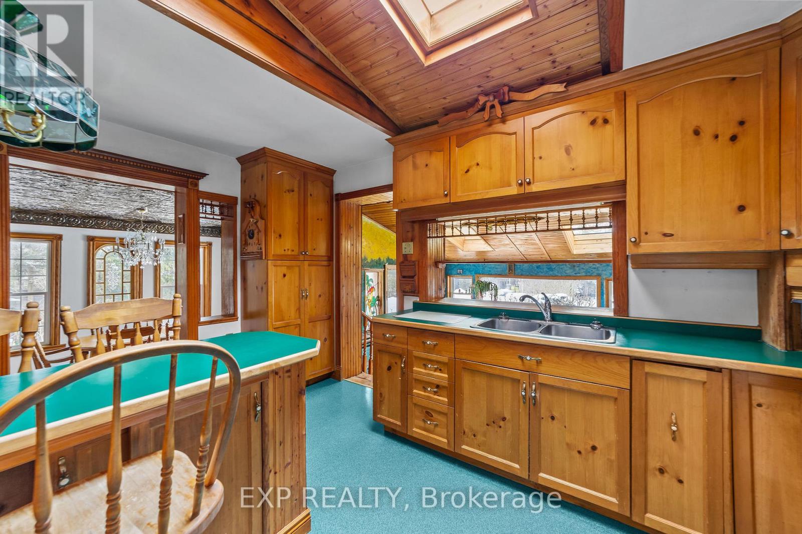 181 WILDWOOD AVENUE - 13