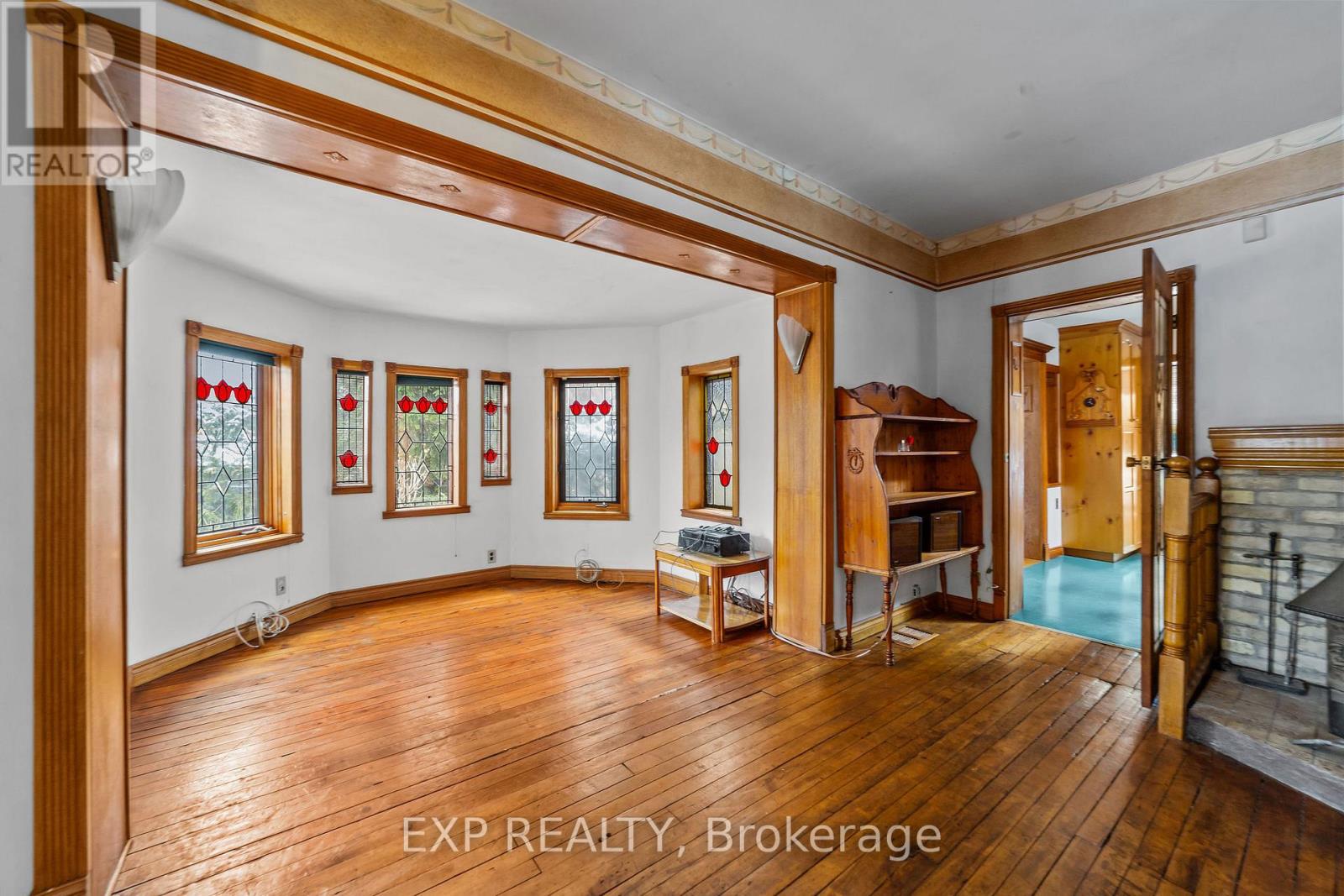 181 WILDWOOD AVENUE - 8