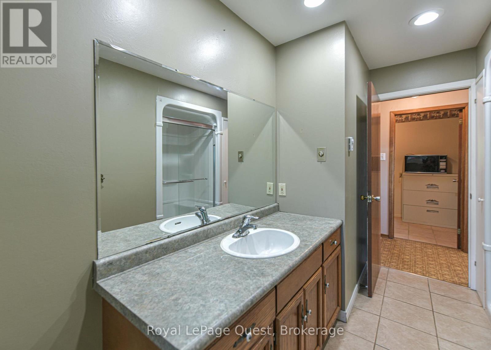 3113 PICADILLY LANE - 22