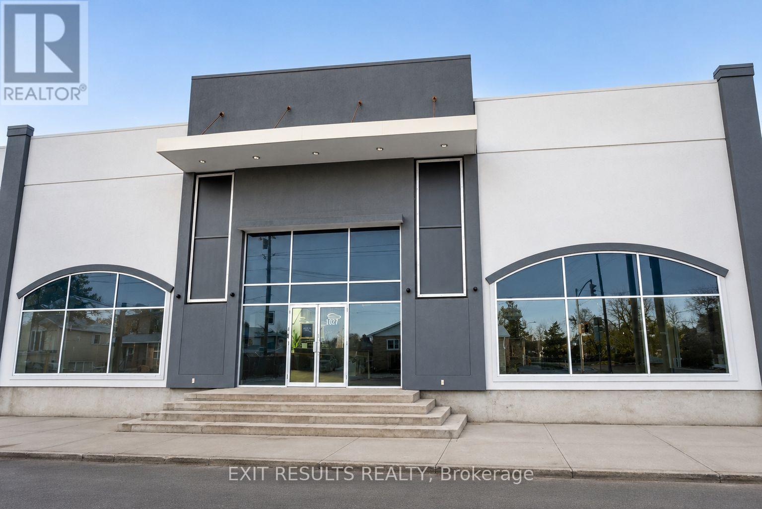 1027 NOTRE DAME STREET, Ottawa. Luxury613. By Peter Sagos - Image 3