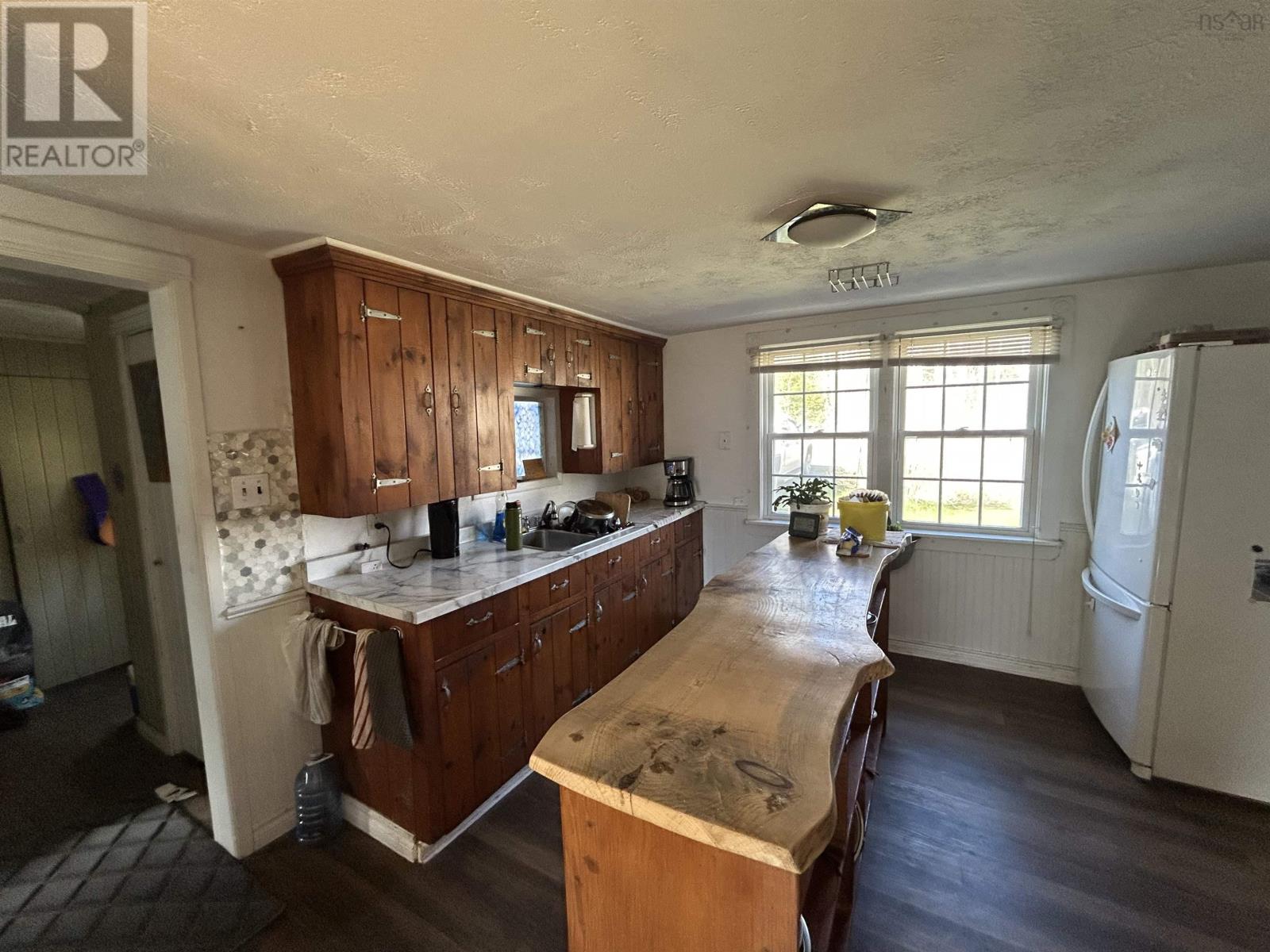 1691 Greenfield Road - 13
