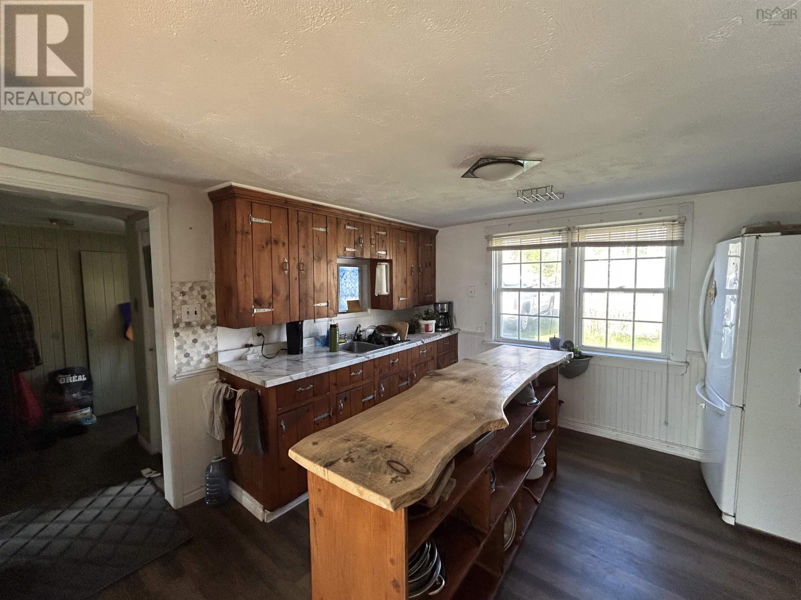 1691 Greenfield Road - 14