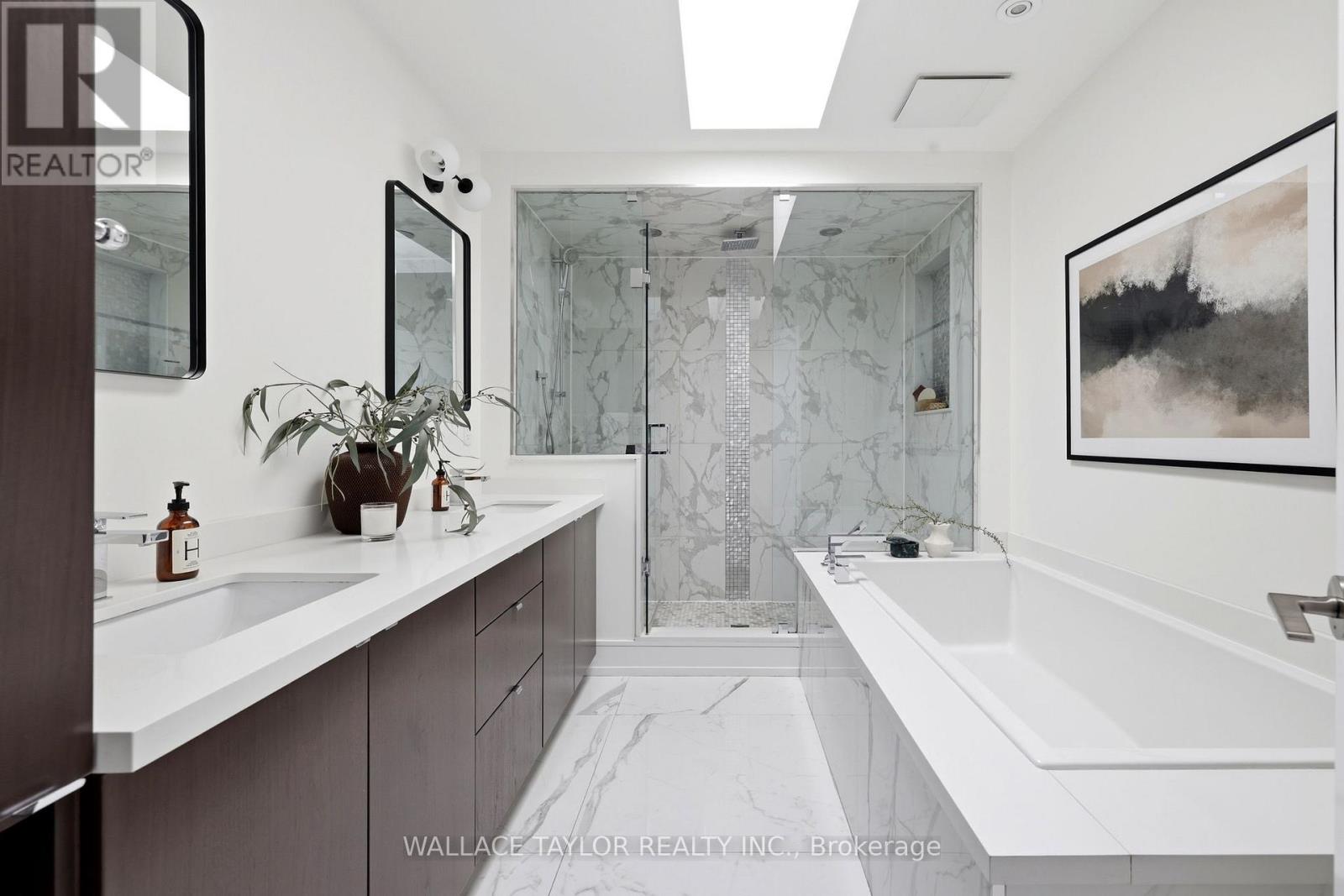 76 ASH CRESCENT - 10