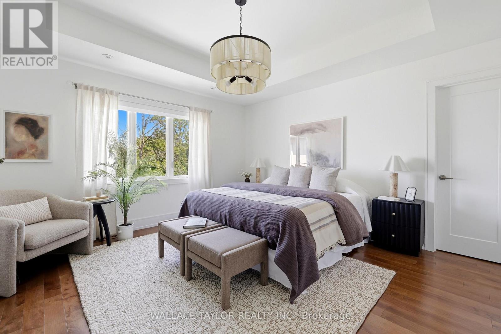 76 ASH CRESCENT - 11
