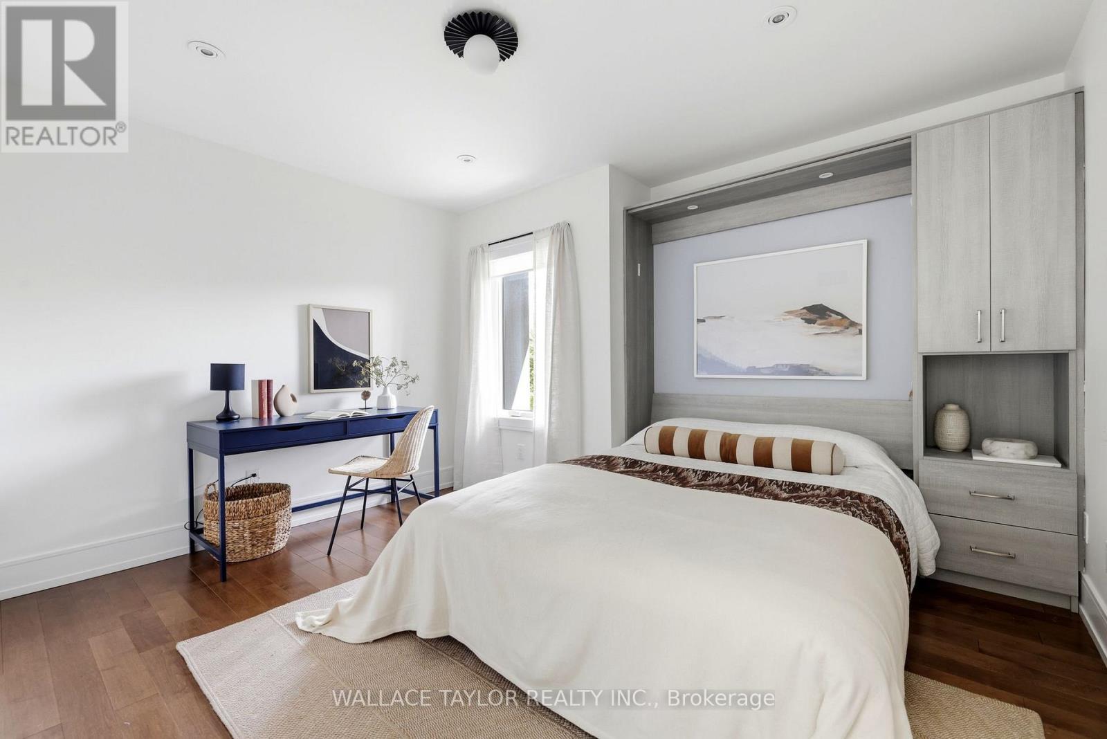 76 ASH CRESCENT - 13