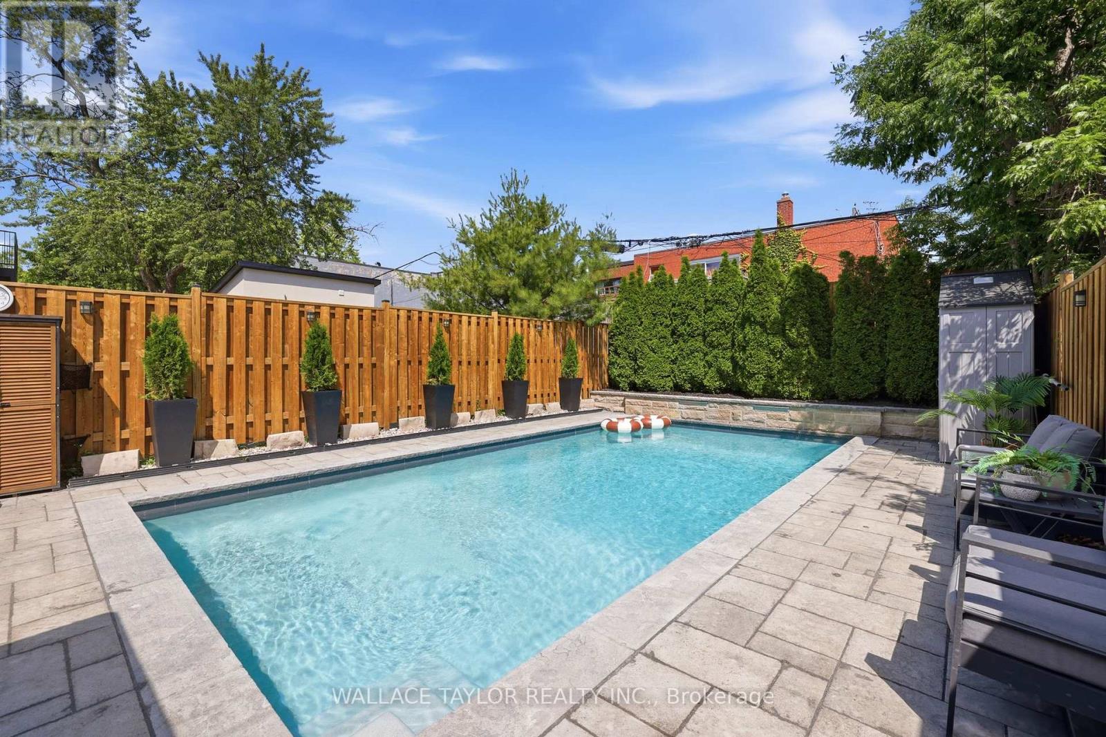 76 ASH CRESCENT - 33