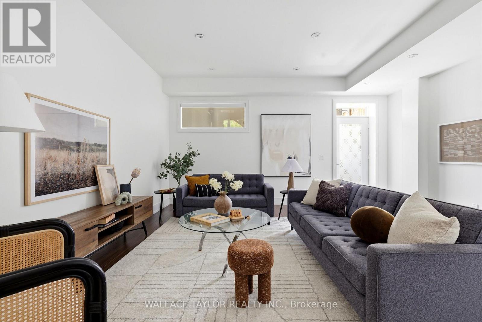 76 ASH CRESCENT - 8
