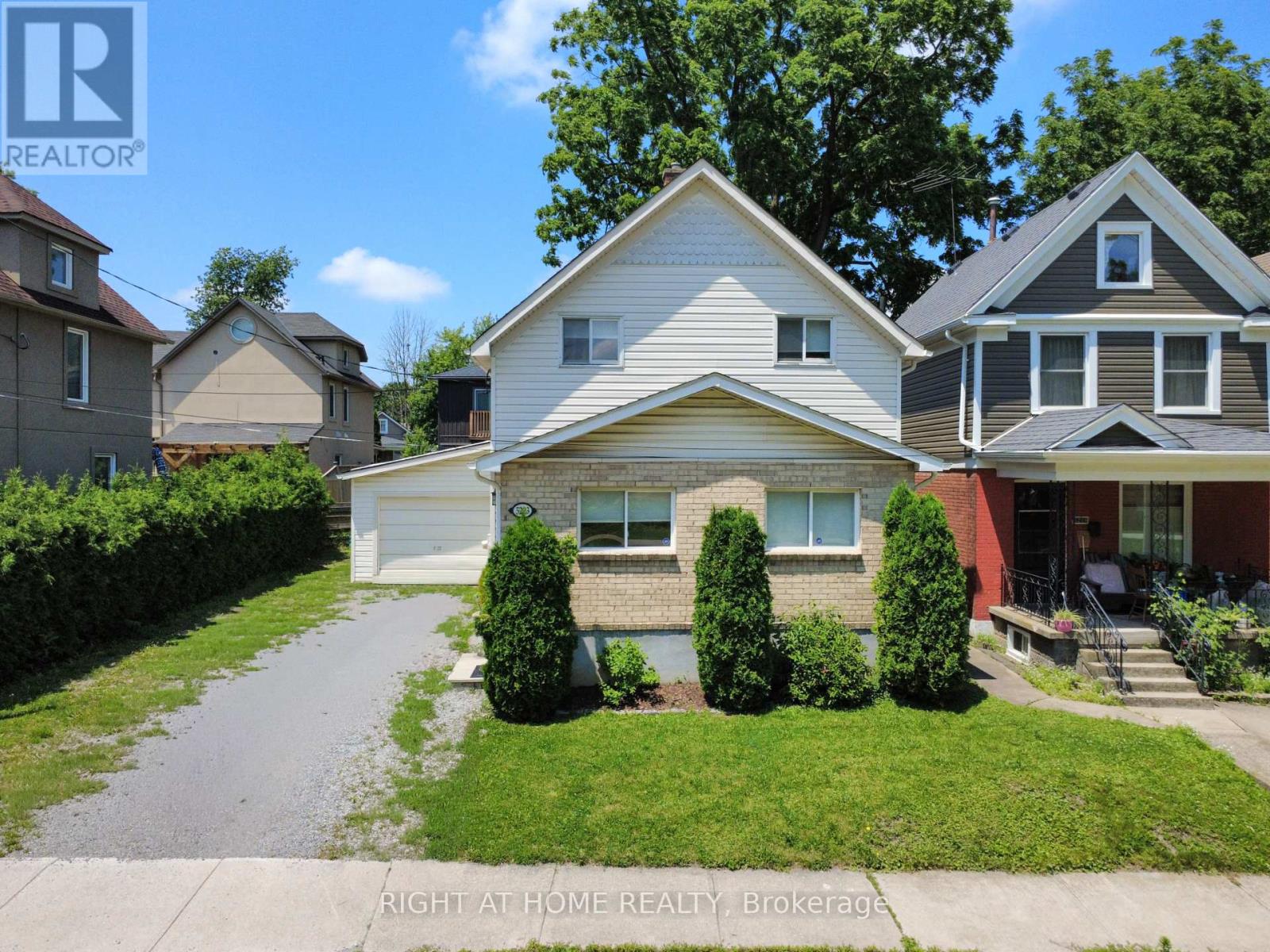 5223 PALMER AVENUE - 1