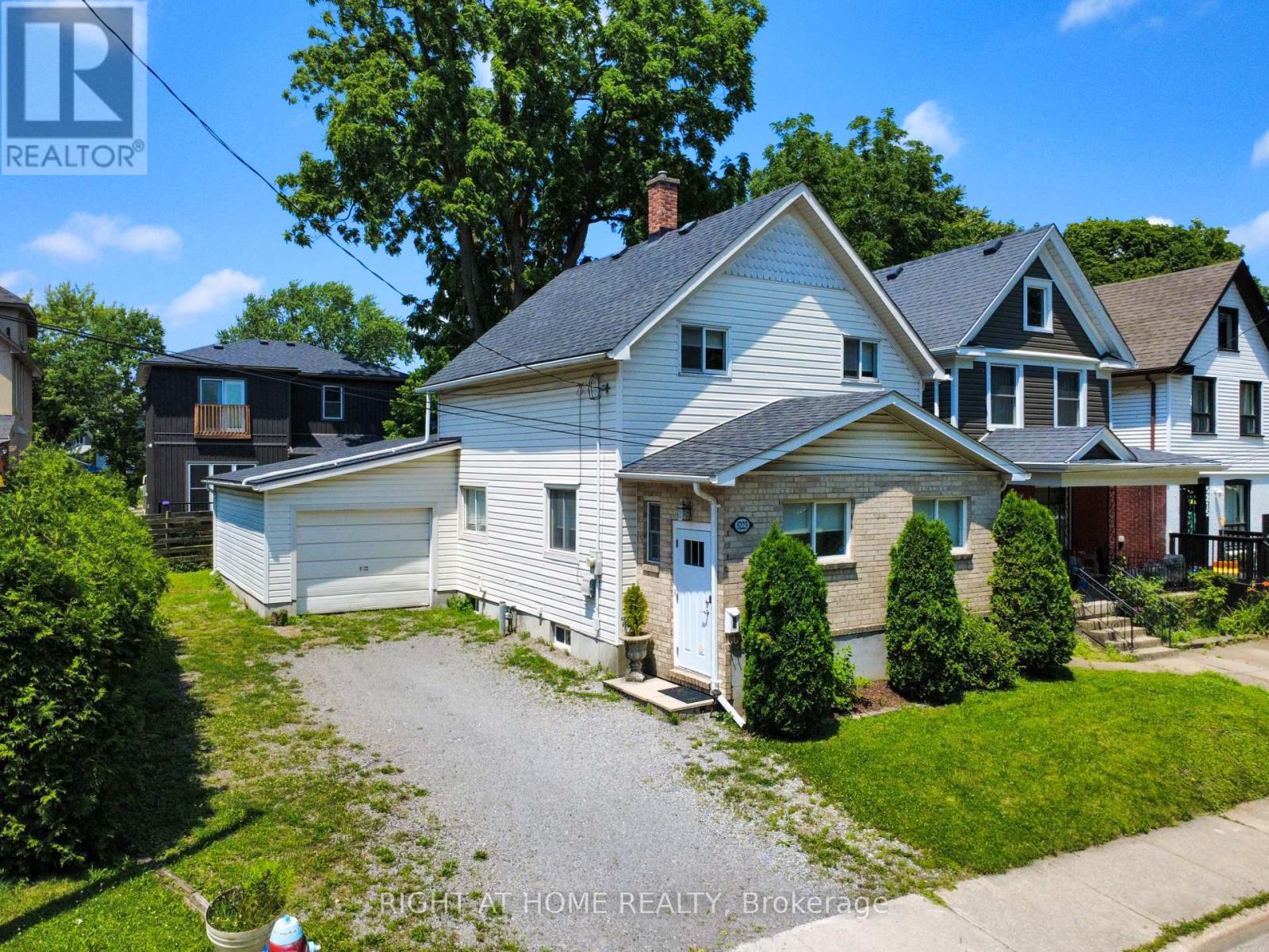 5223 PALMER AVENUE - 2