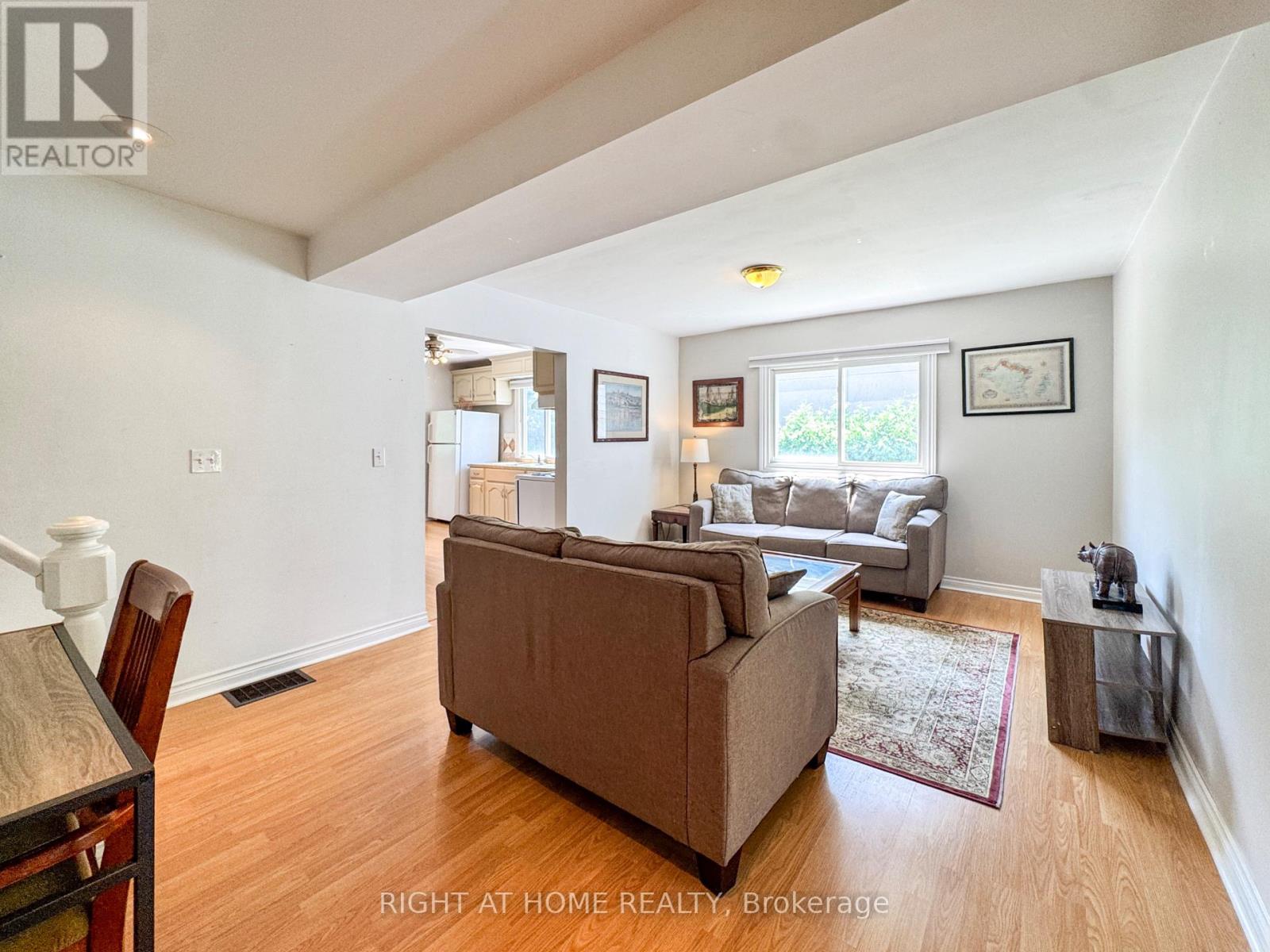 5223 PALMER AVENUE - 21