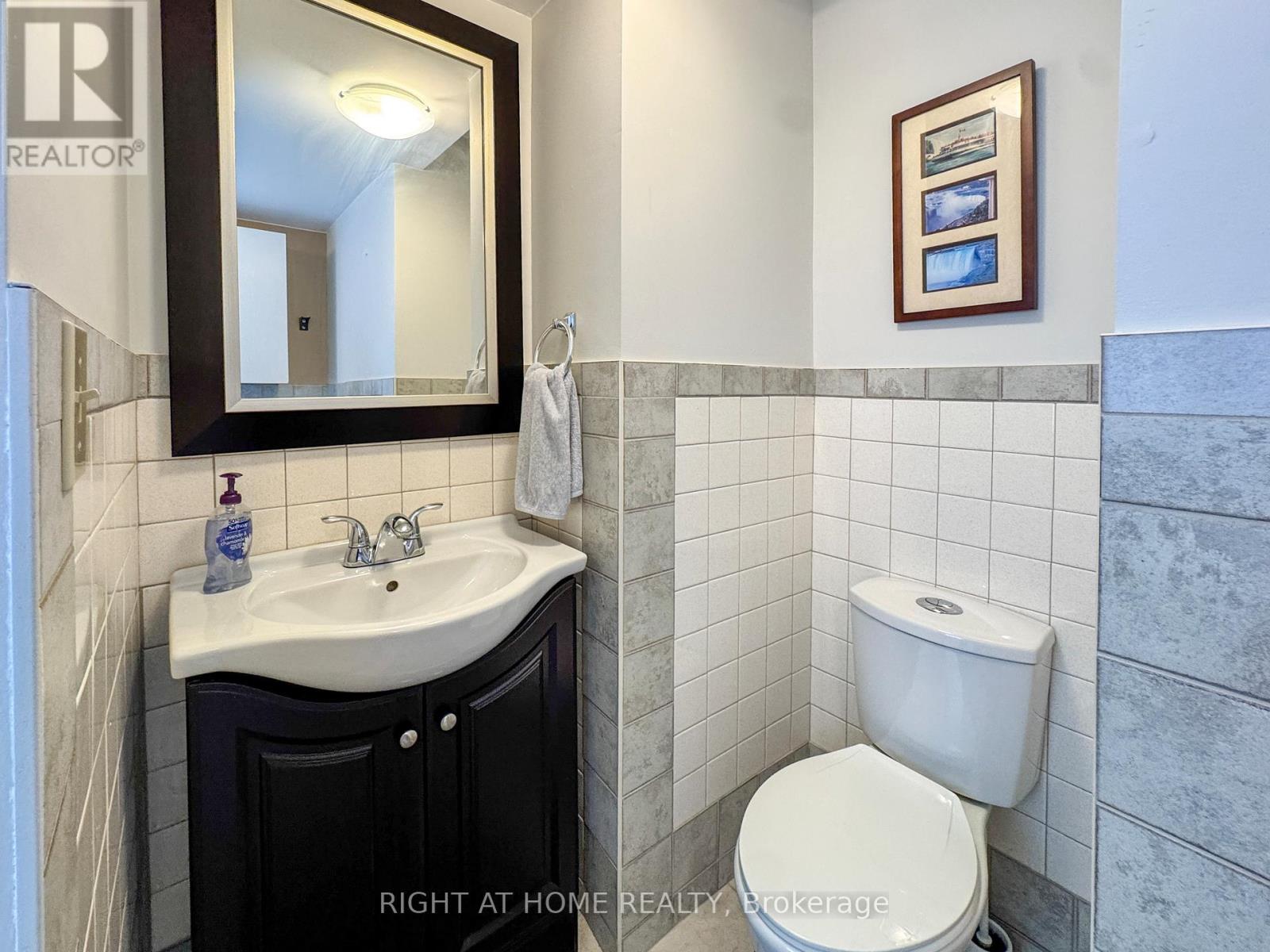 5223 PALMER AVENUE - 38