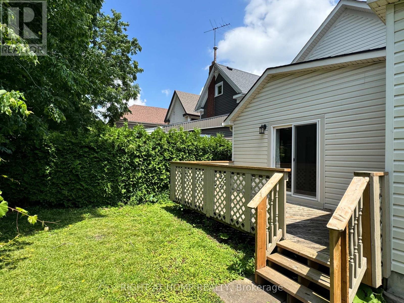 5223 PALMER AVENUE - 4