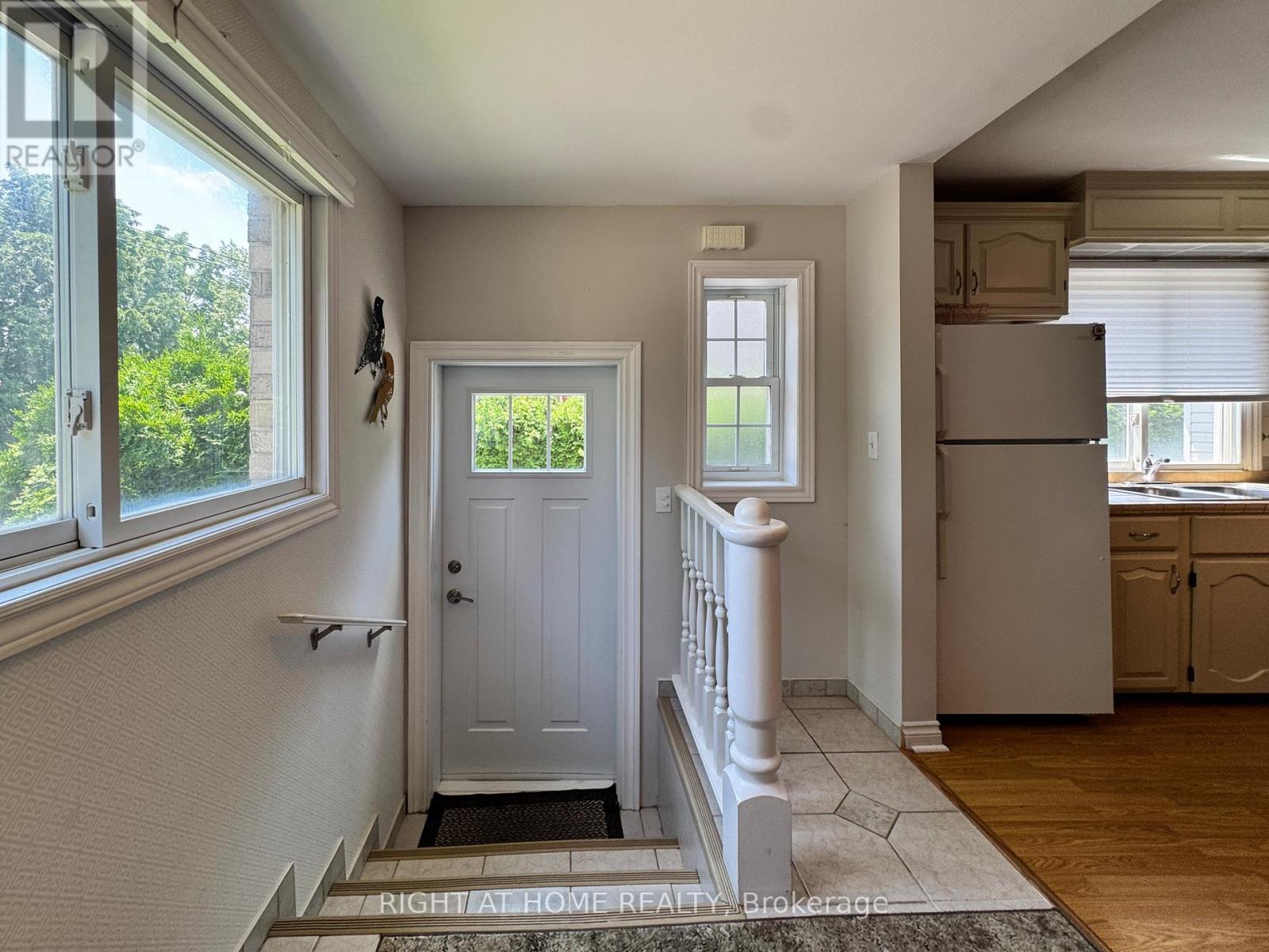 5223 PALMER AVENUE - 9
