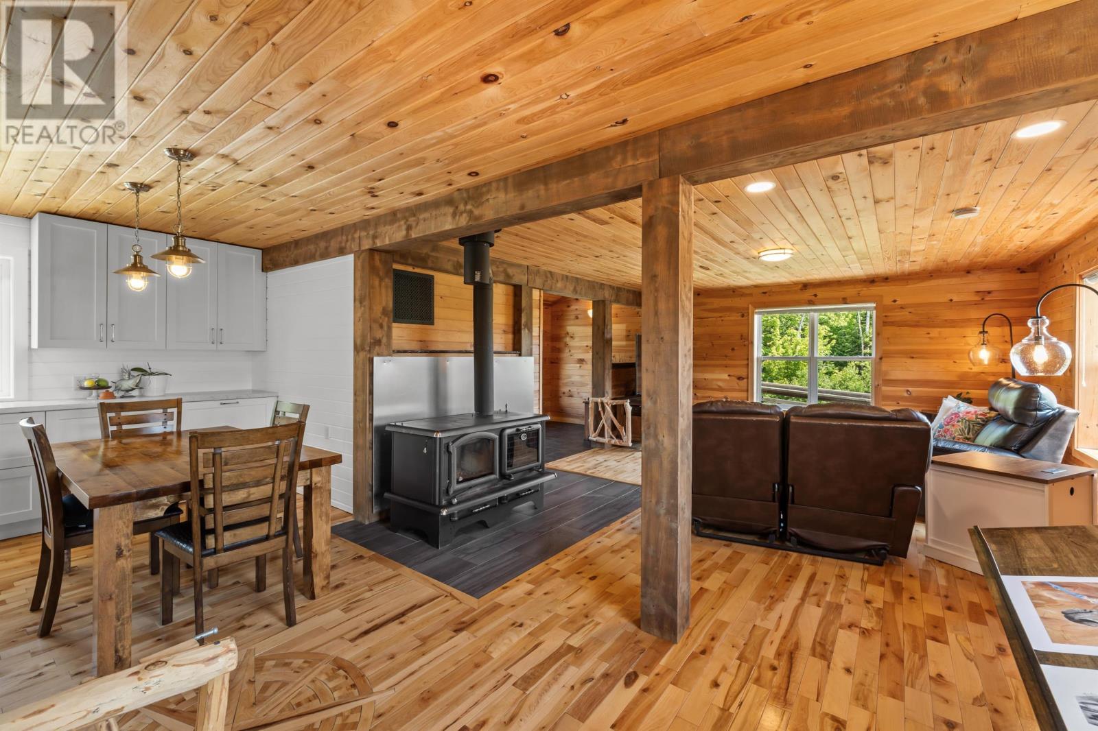 555 St Charles Road - Image 14