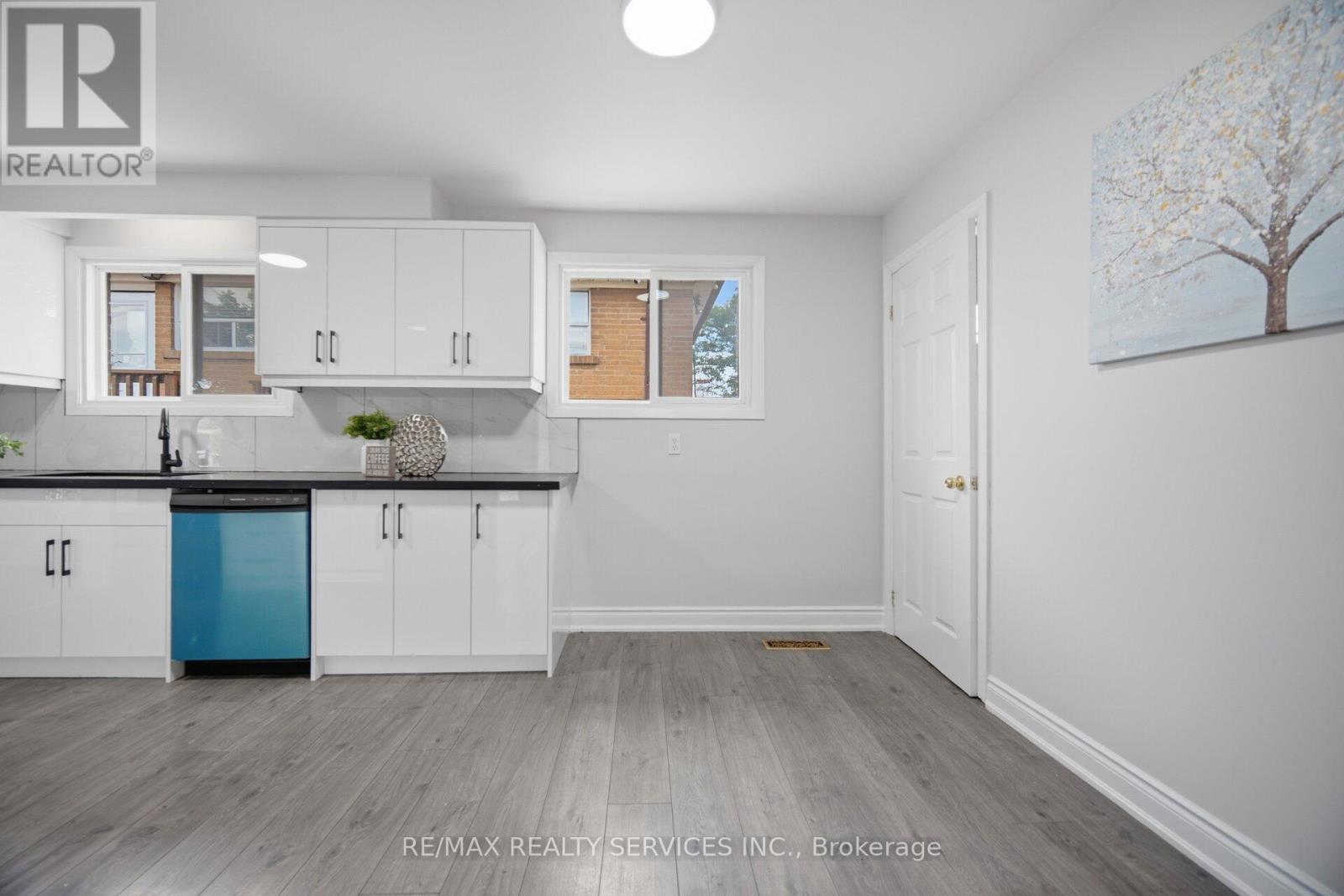 7493 NETHERWOOD ROAD - 18