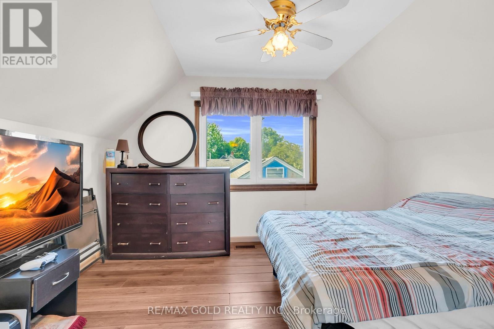 213 MASON BOULEVARD - 21