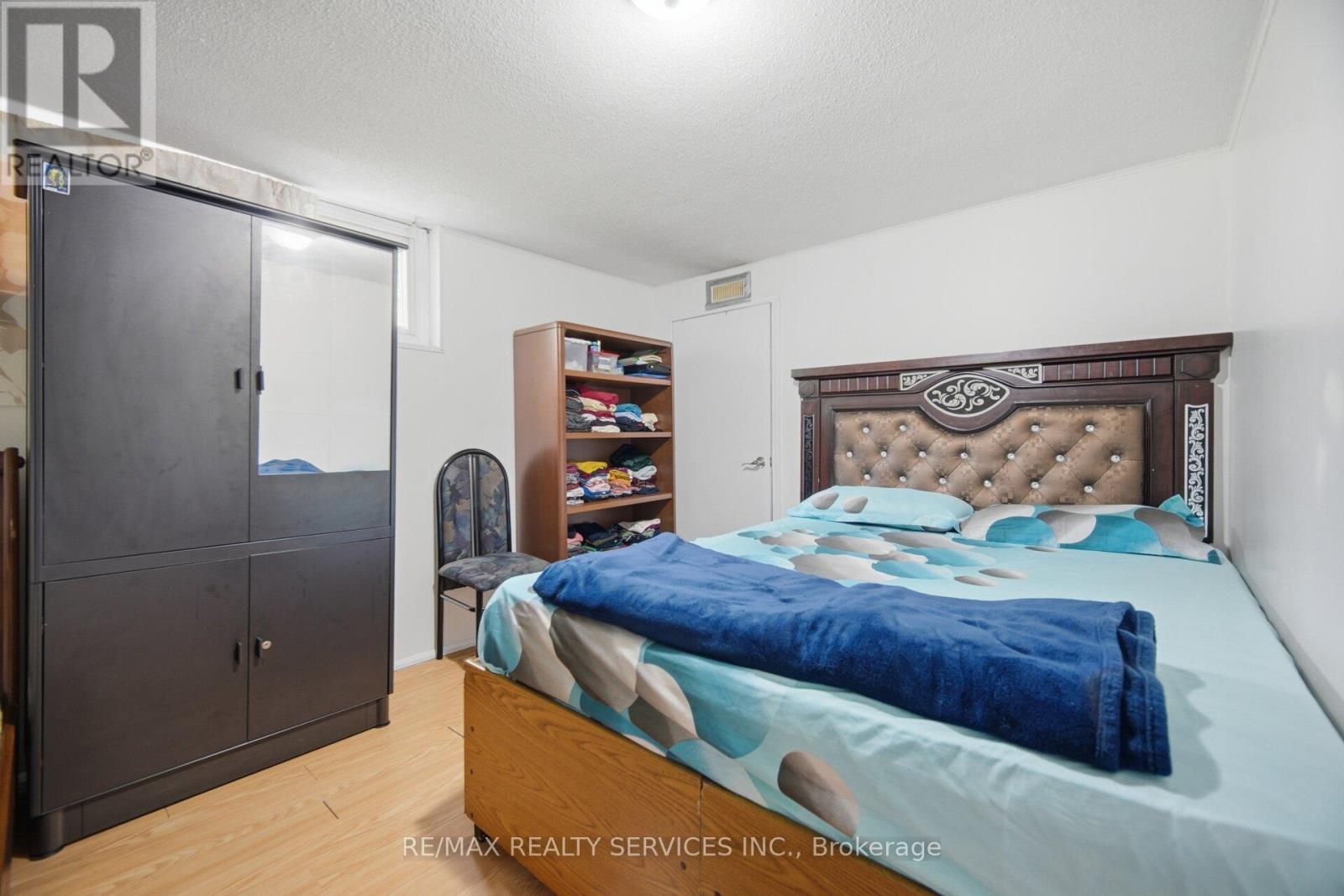7493 NETHERWOOD ROAD - 40