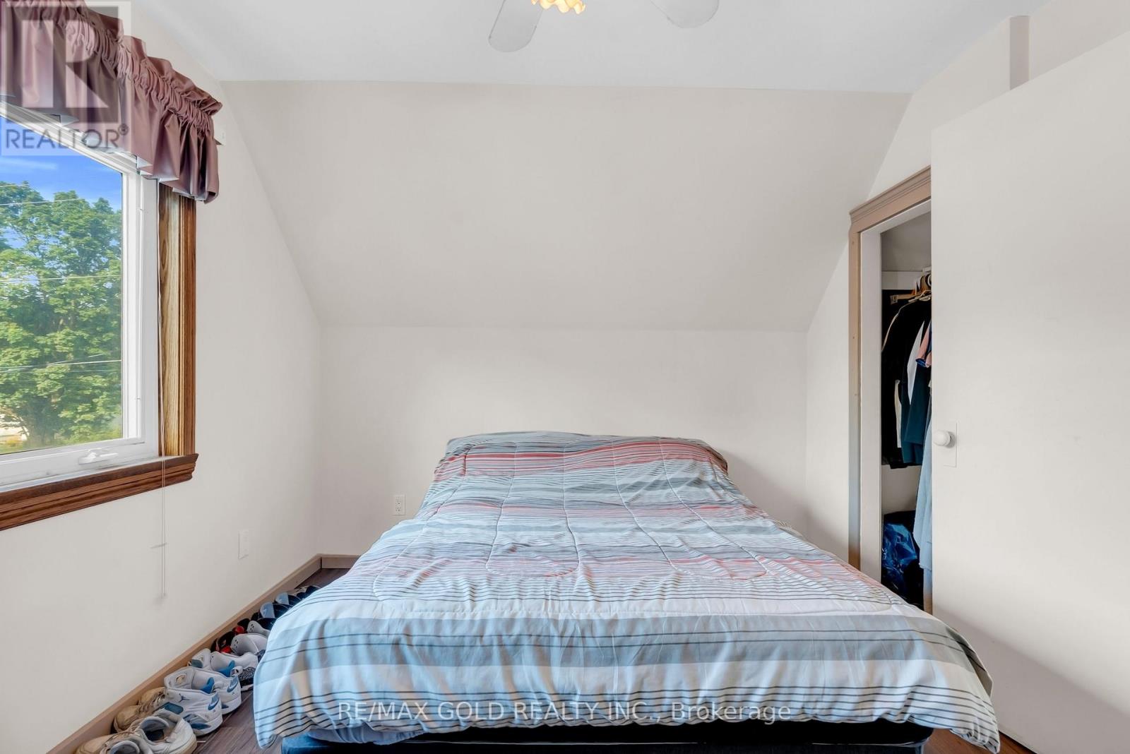 213 MASON BOULEVARD - 22