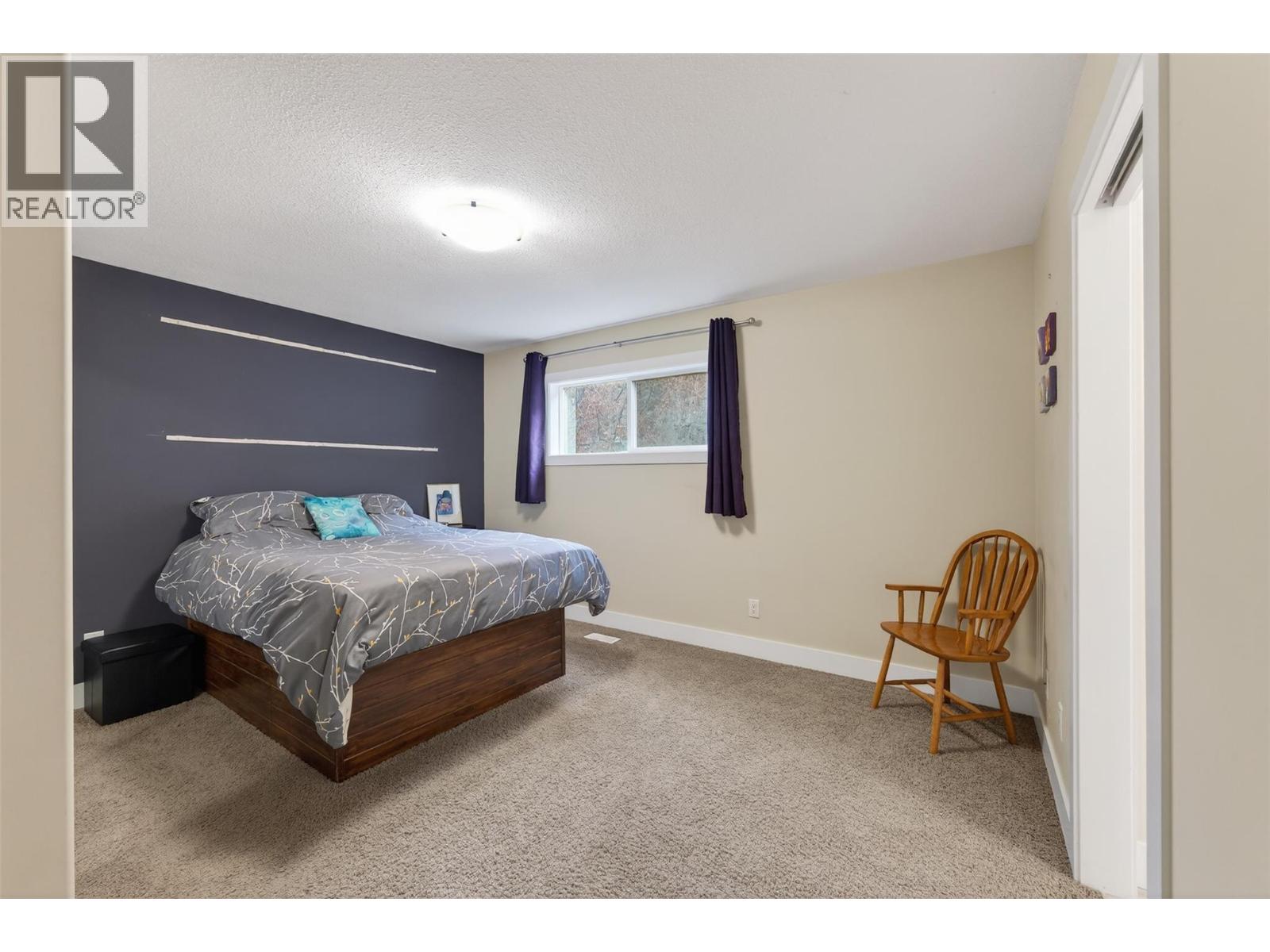 120 Kootenay Avenue - 21