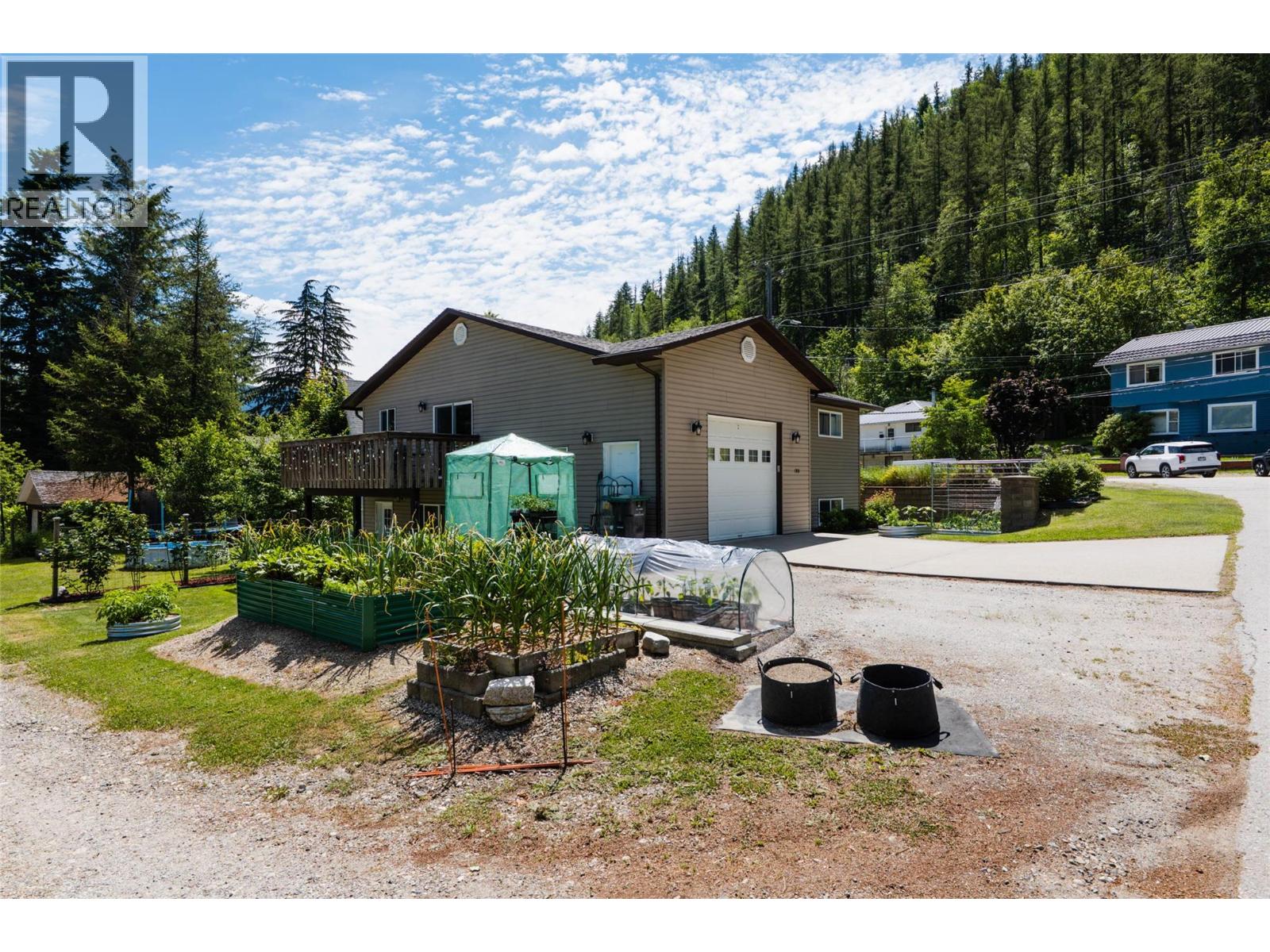 120 Kootenay Avenue - 45