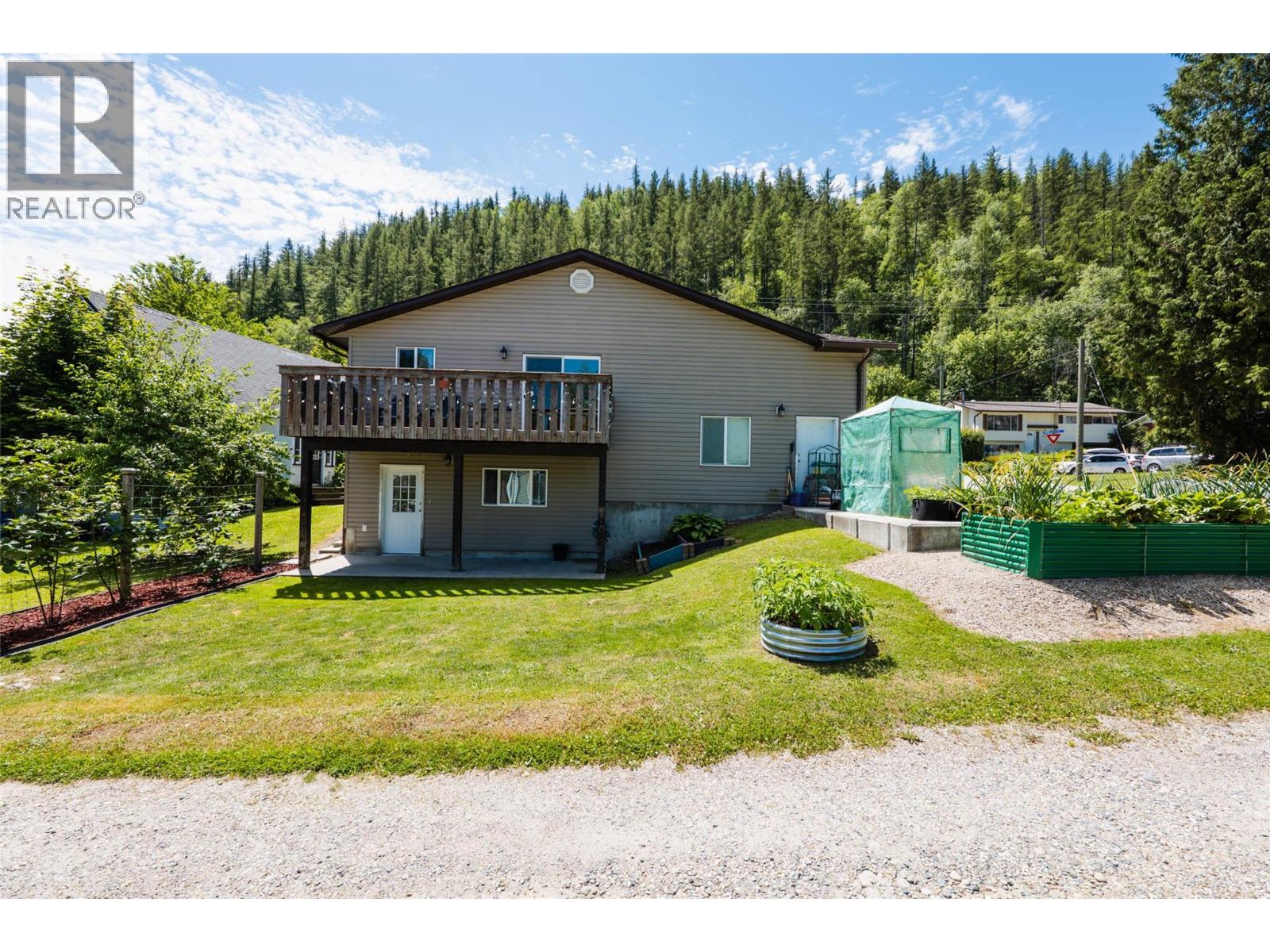 120 Kootenay Avenue - 46