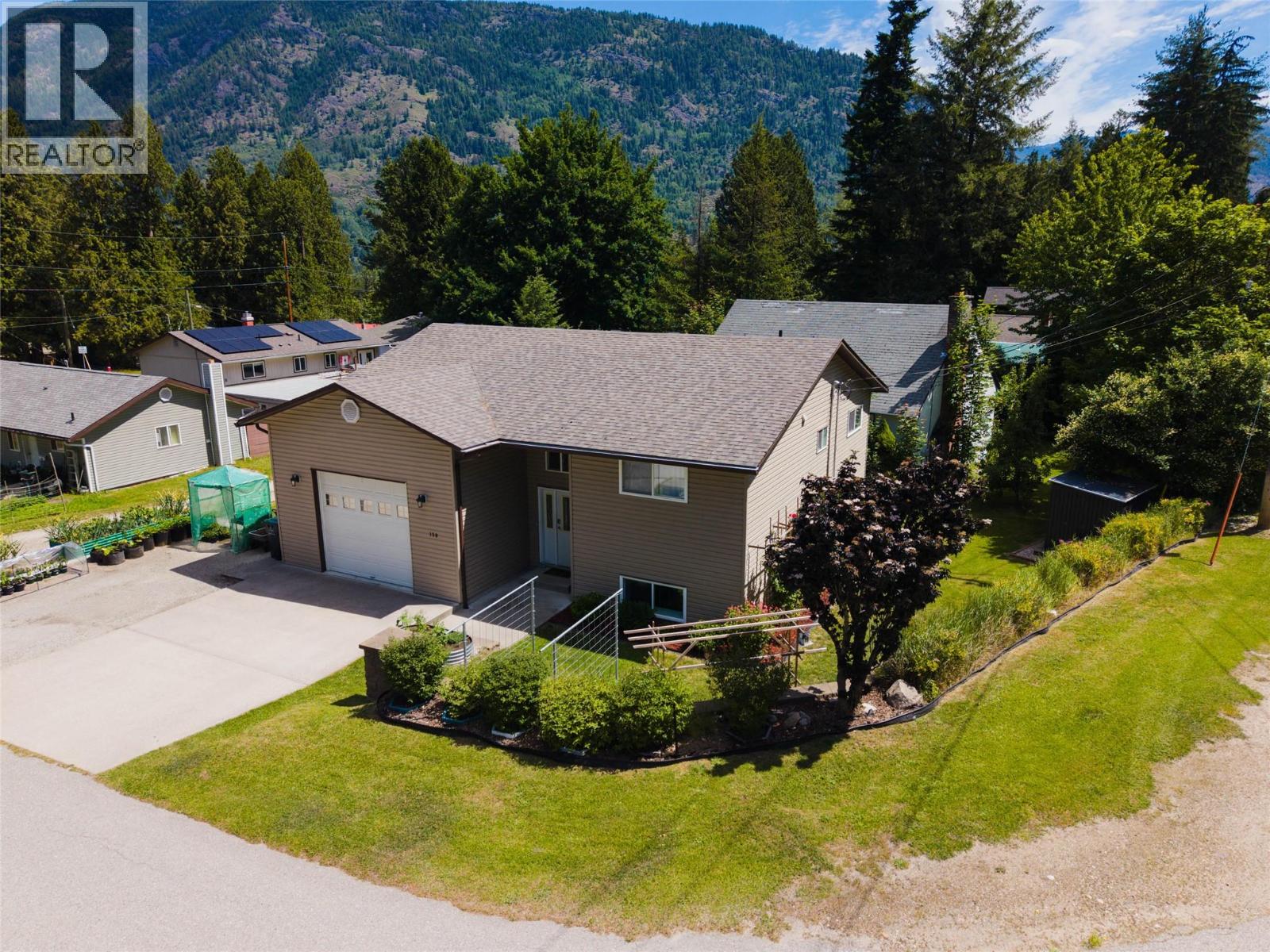 120 Kootenay Avenue - 54