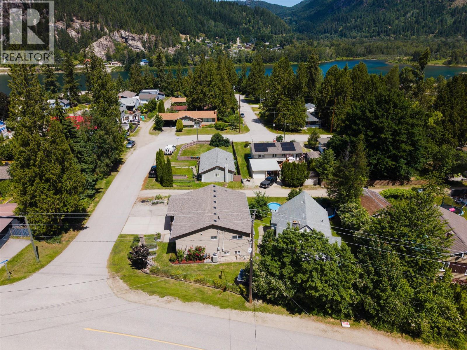 120 Kootenay Avenue - 56