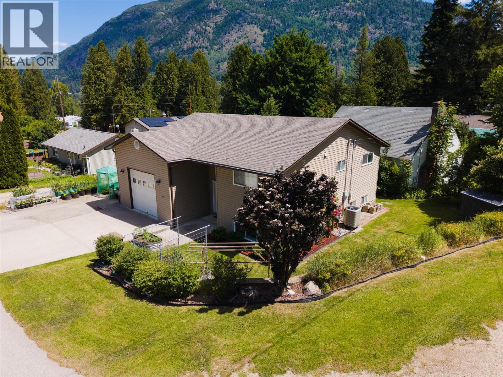 120 Kootenay Avenue - 64