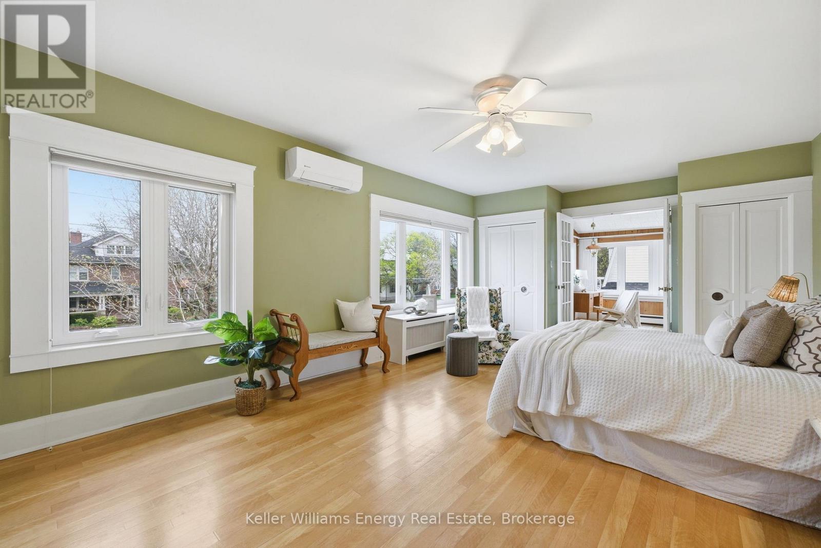 452 SIMCOE STREET N - 19