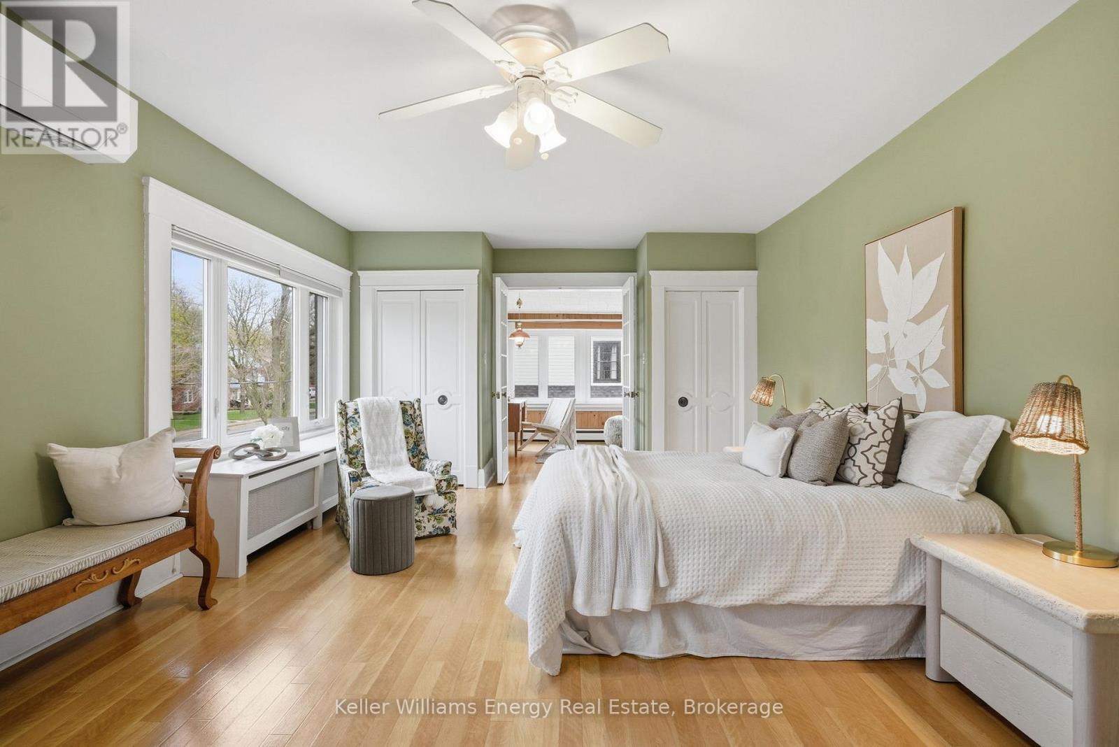 452 SIMCOE STREET N - 20