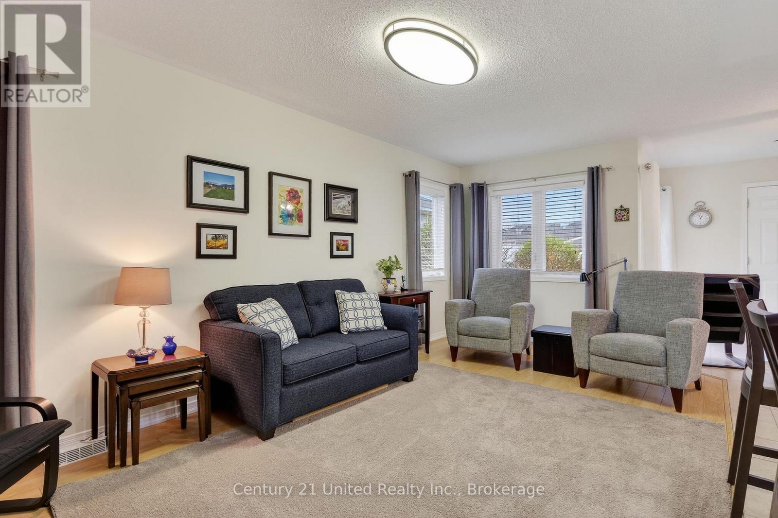 832 LESLIE STREET - 13
