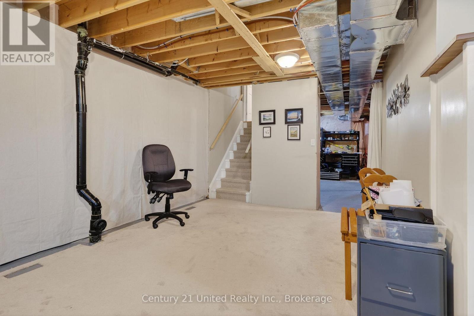 832 LESLIE STREET - 26