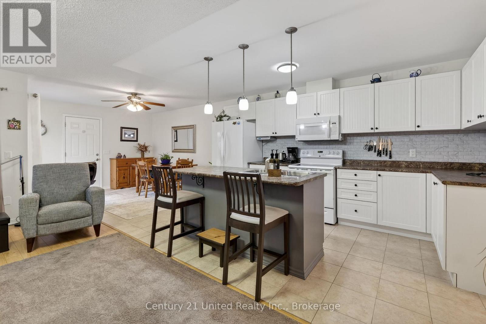 832 LESLIE STREET - 5