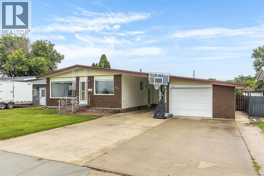 851 Mccutcheon Drive NW - 3
