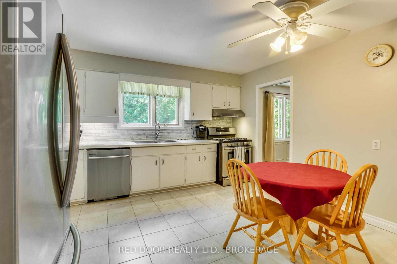 79 GREENBRIER CRESCENT - 15