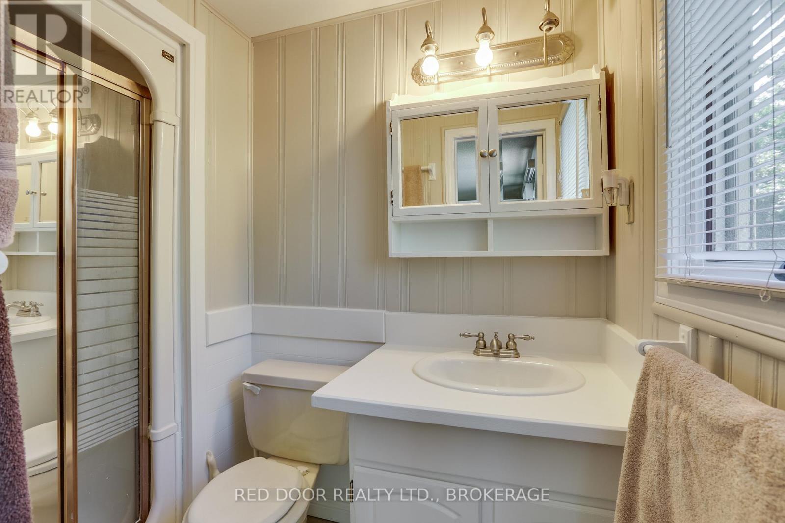 79 GREENBRIER CRESCENT - 30
