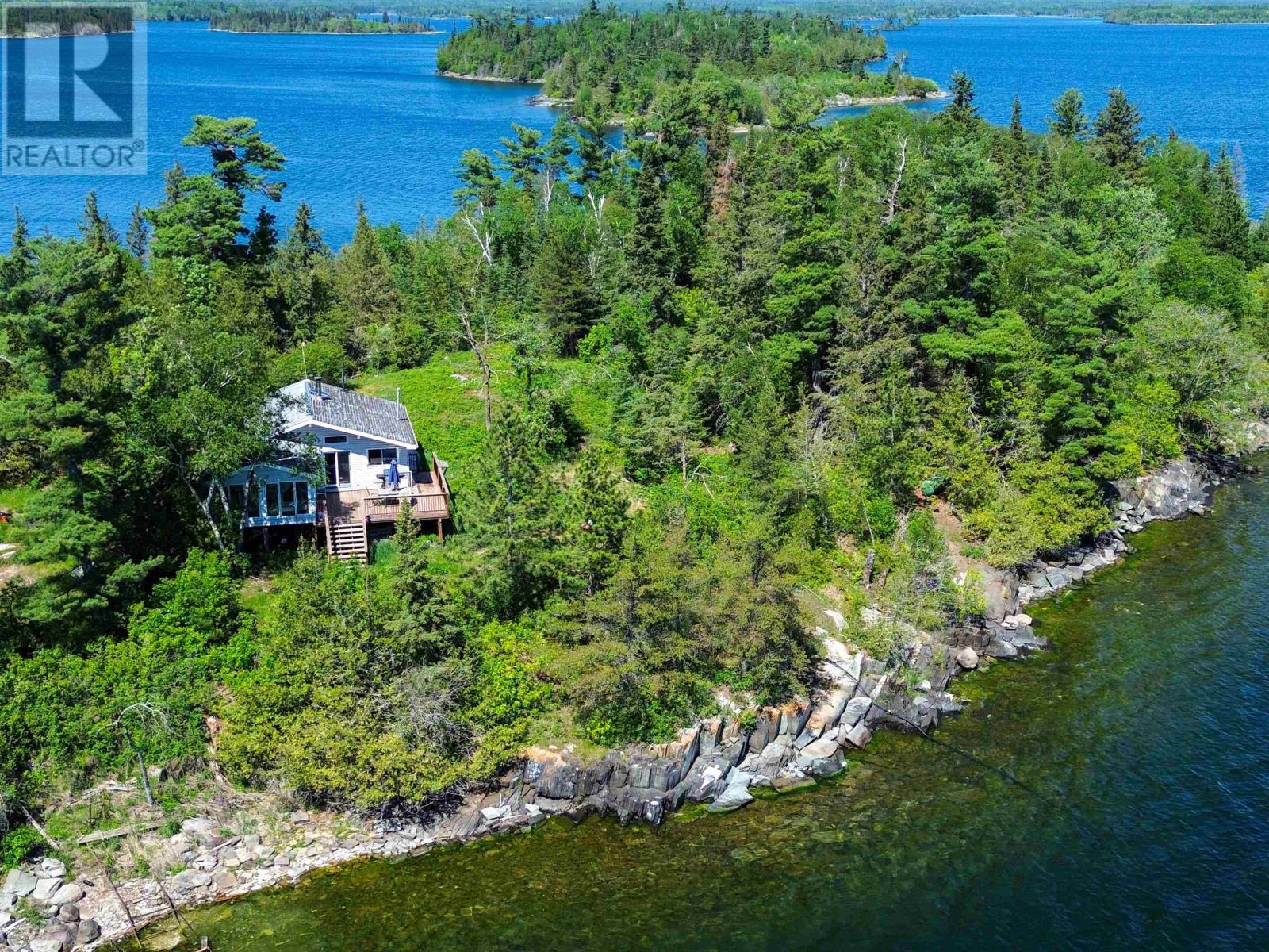JO176 SHOAL LAKE, LAKE OF THE WOODS - 19