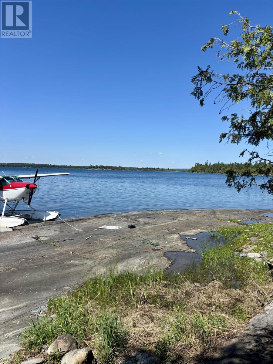 JO176 SHOAL LAKE, LAKE OF THE WOODS - 39