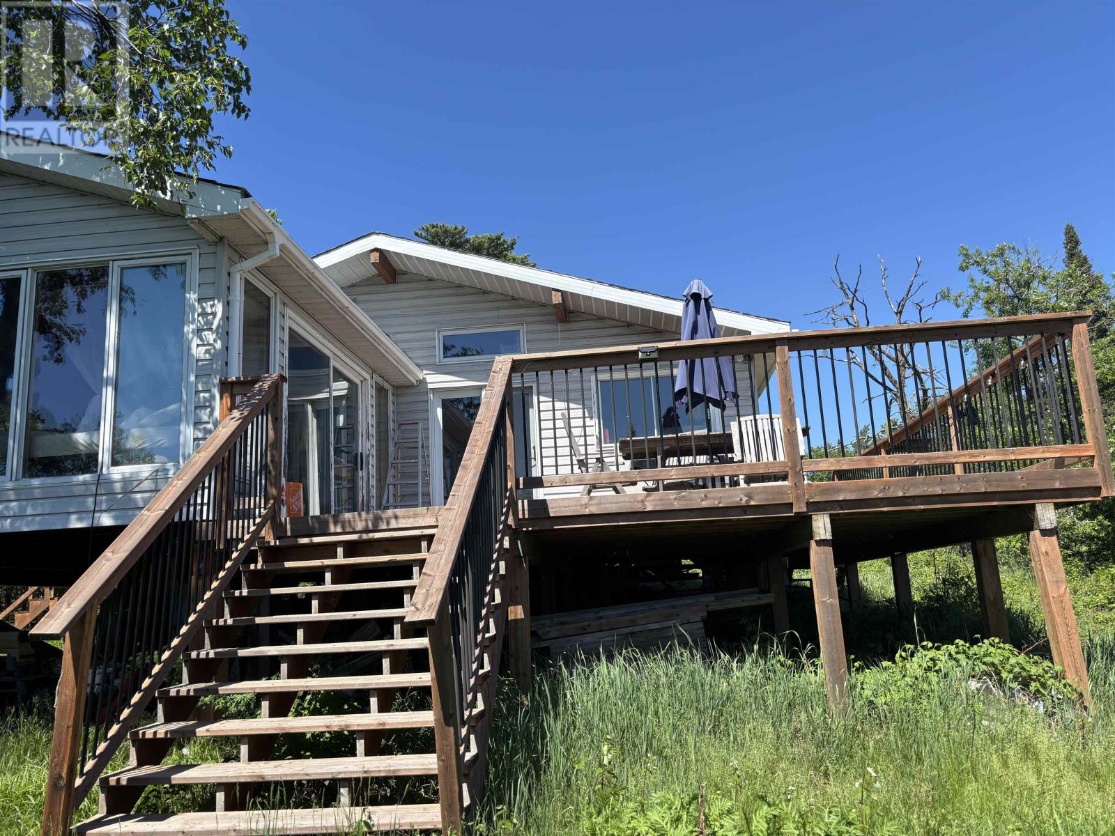 JO176 SHOAL LAKE, LAKE OF THE WOODS - 37