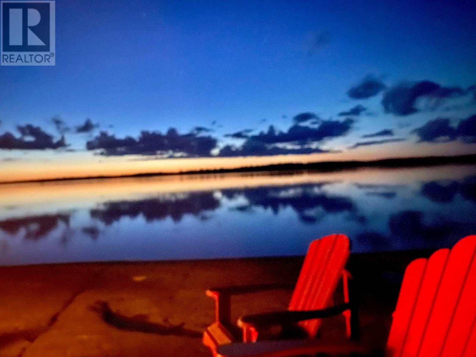 JO176 SHOAL LAKE, LAKE OF THE WOODS - 44