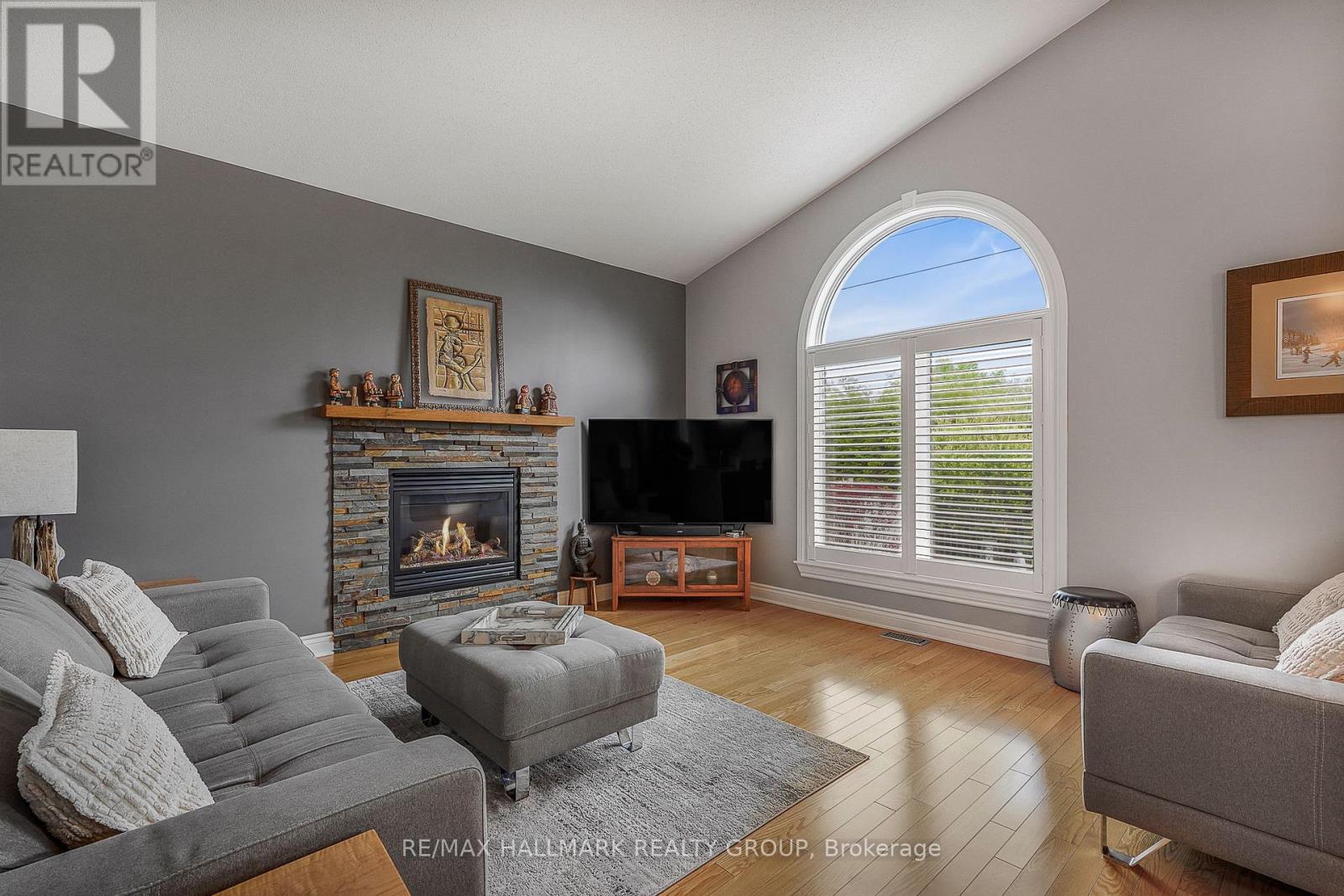 208 OPALE STREET - 13