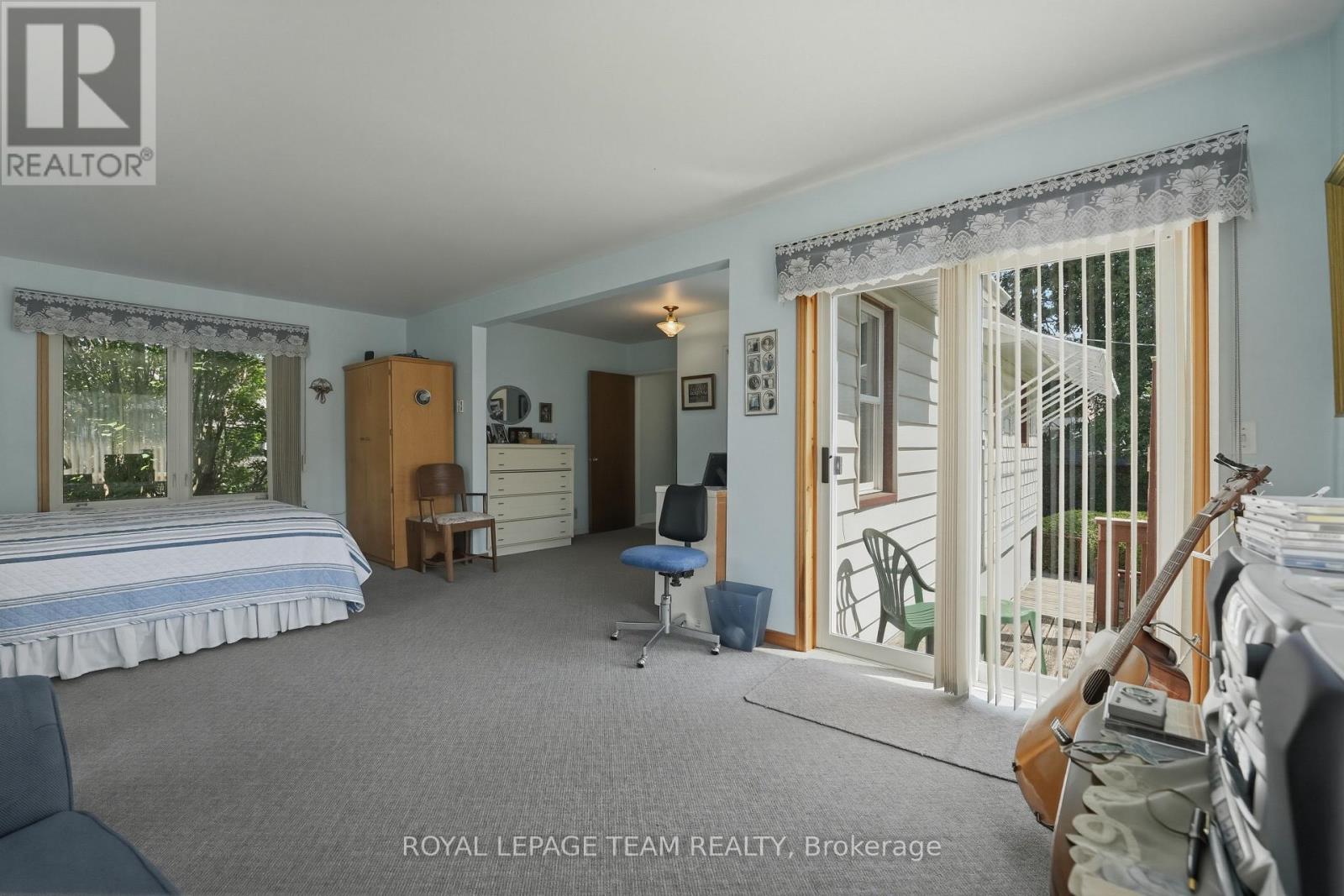 84 RITA AVENUE - 16