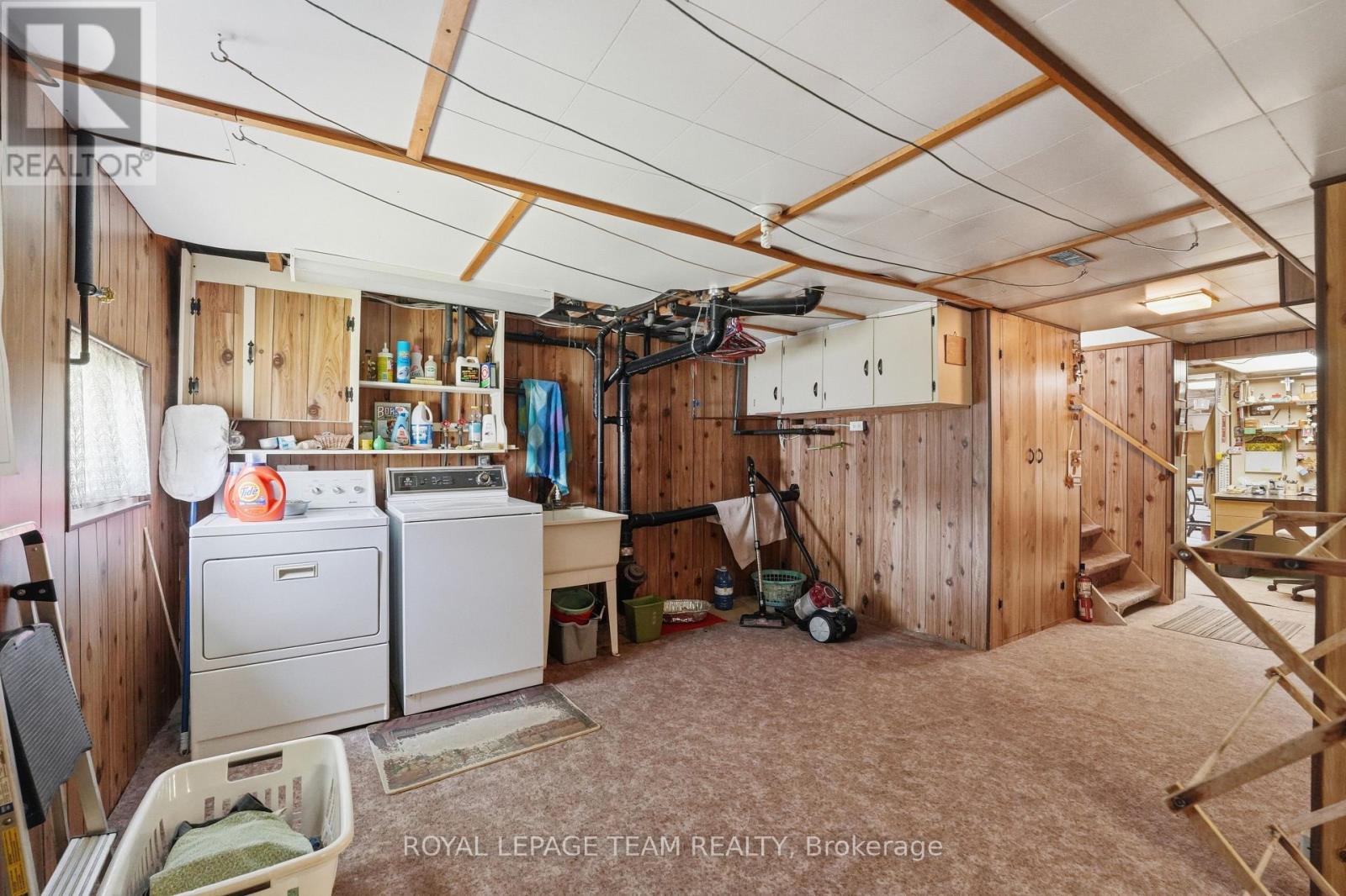 84 RITA AVENUE - 25