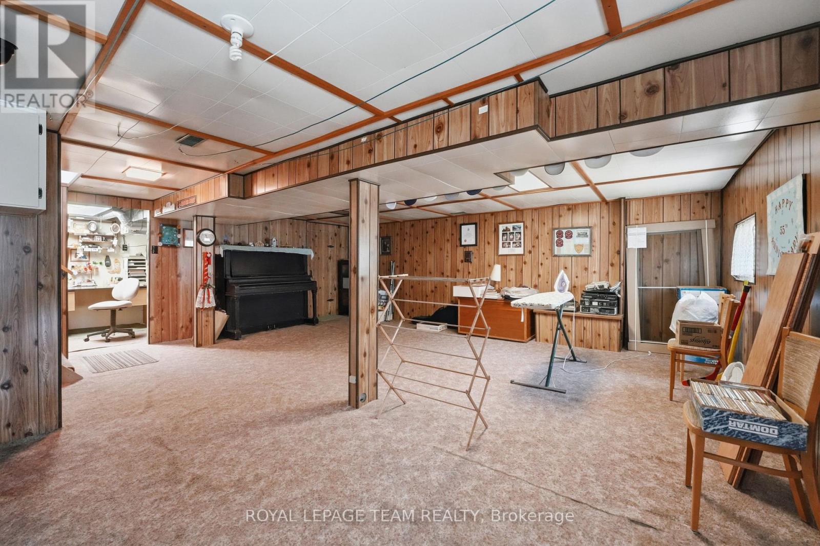 84 RITA AVENUE - 27