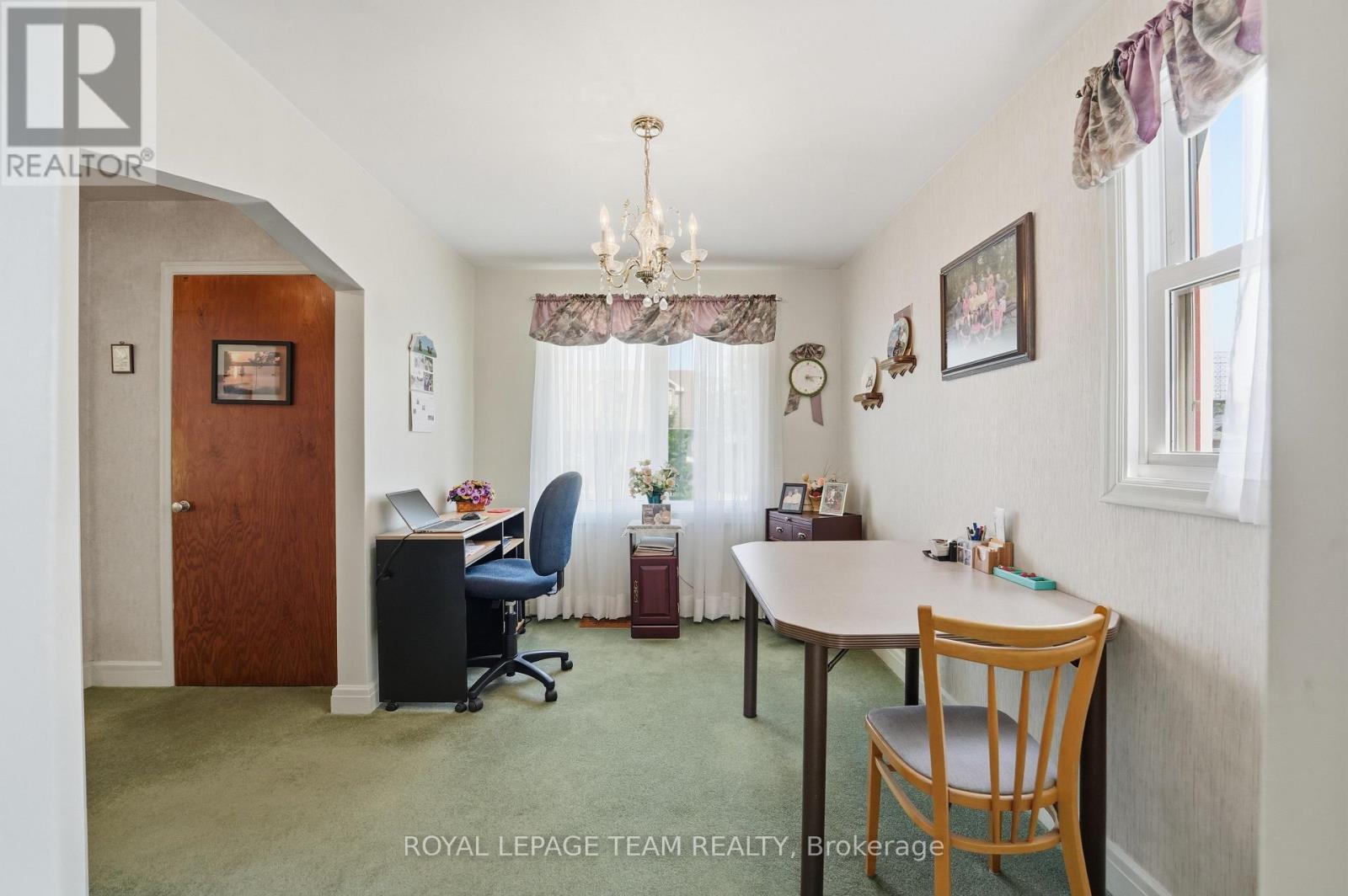 84 RITA AVENUE - 9