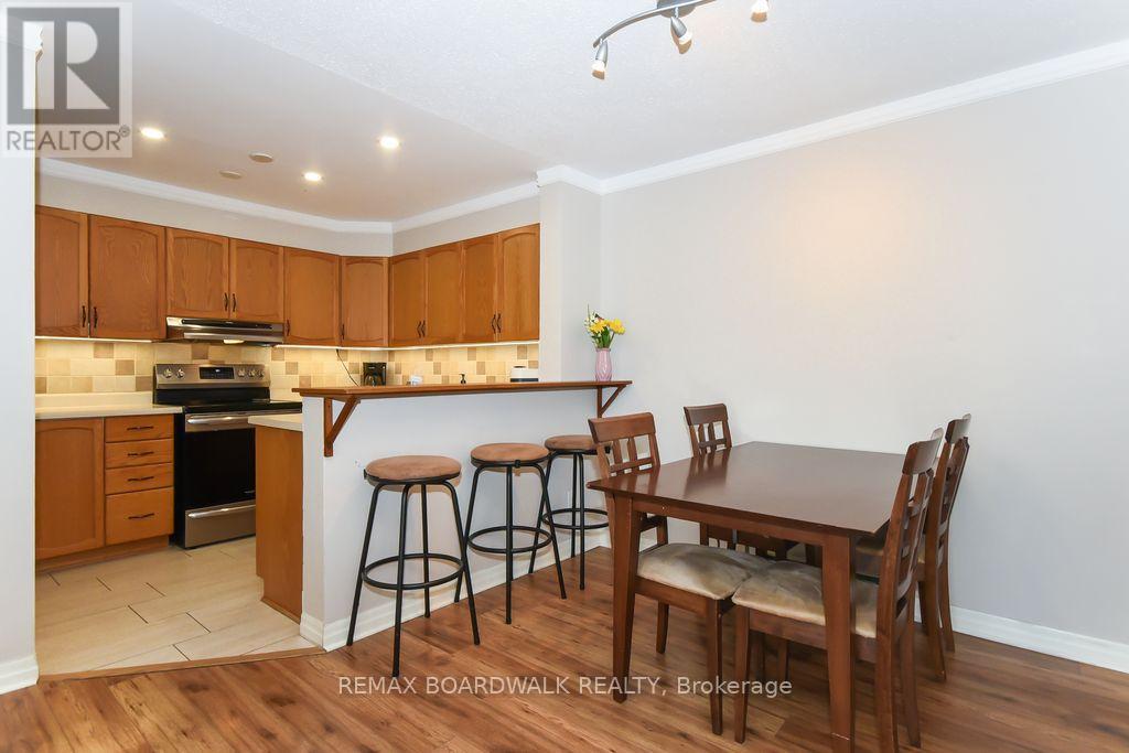 #205 1760 CABARET LANE - 19
