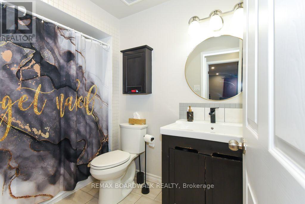 #205 1760 CABARET LANE - 21