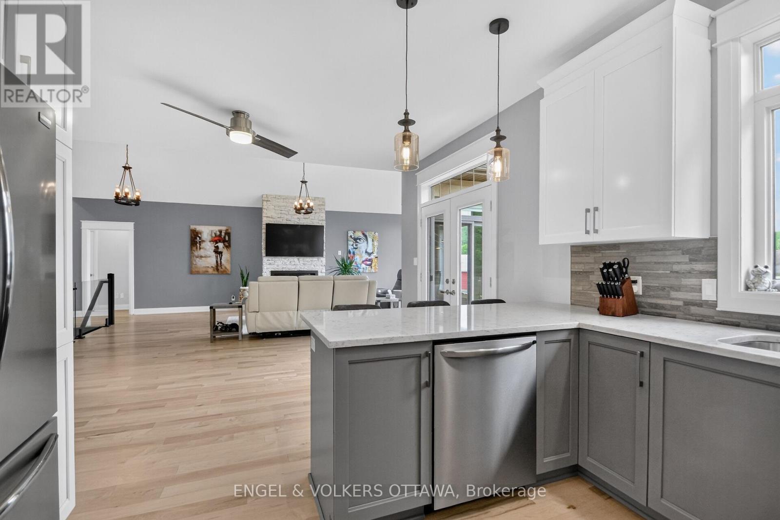 100 LAKE TRAIL ROAD - 18