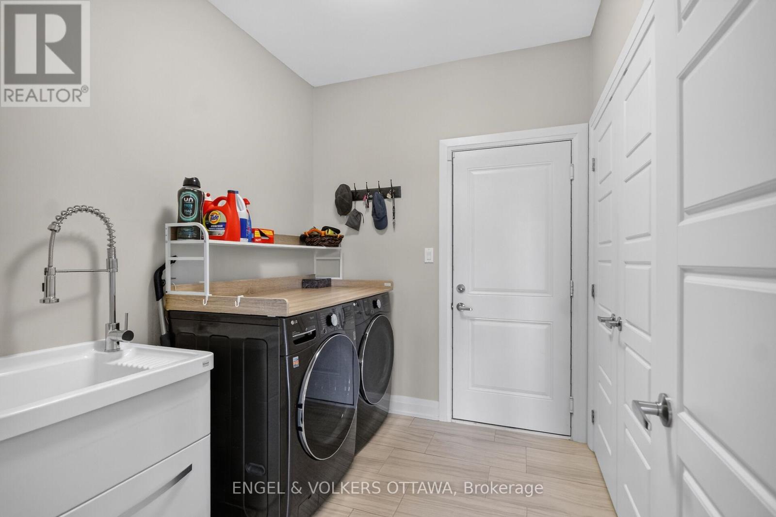 100 LAKE TRAIL ROAD - 20