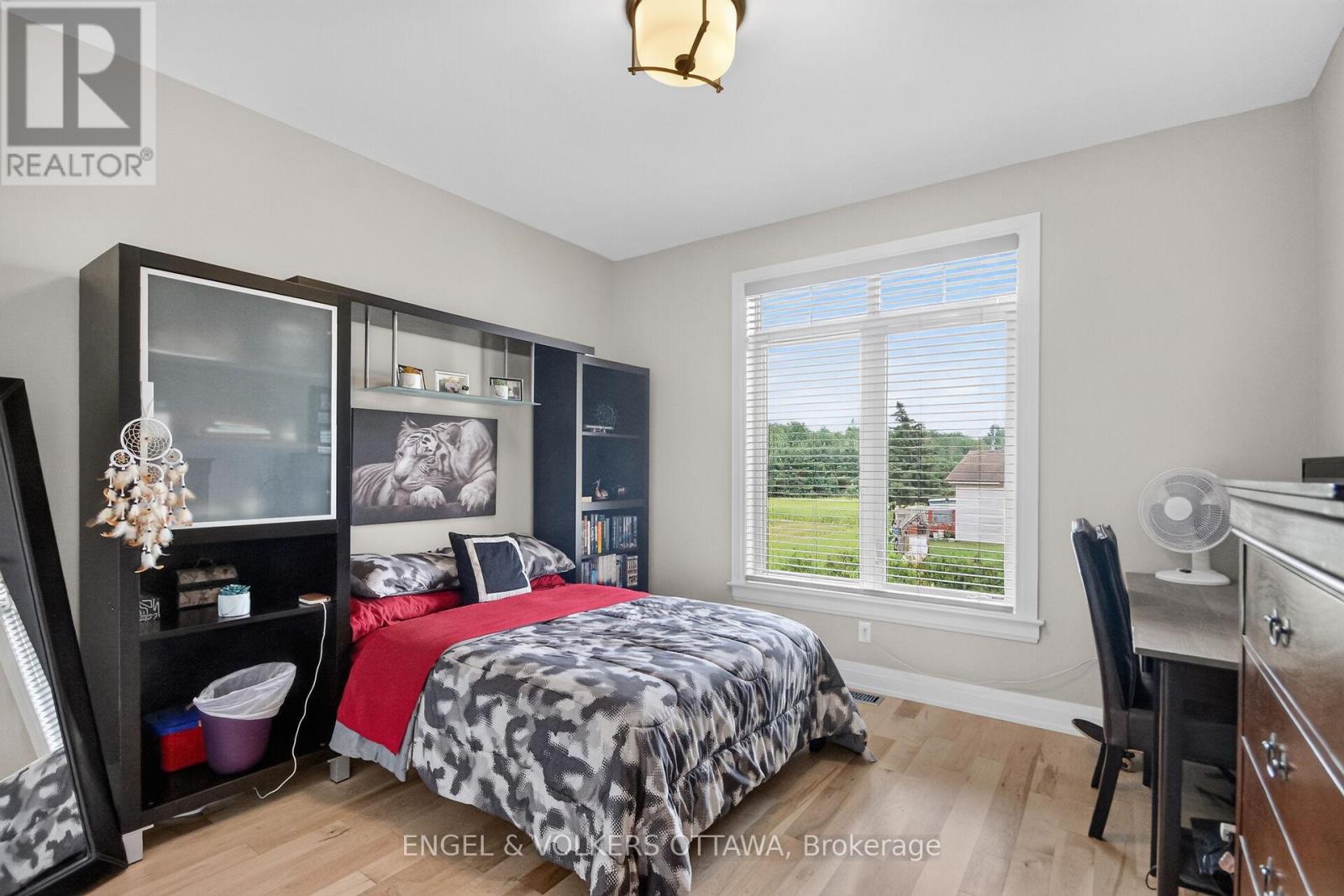 100 LAKE TRAIL ROAD - 26